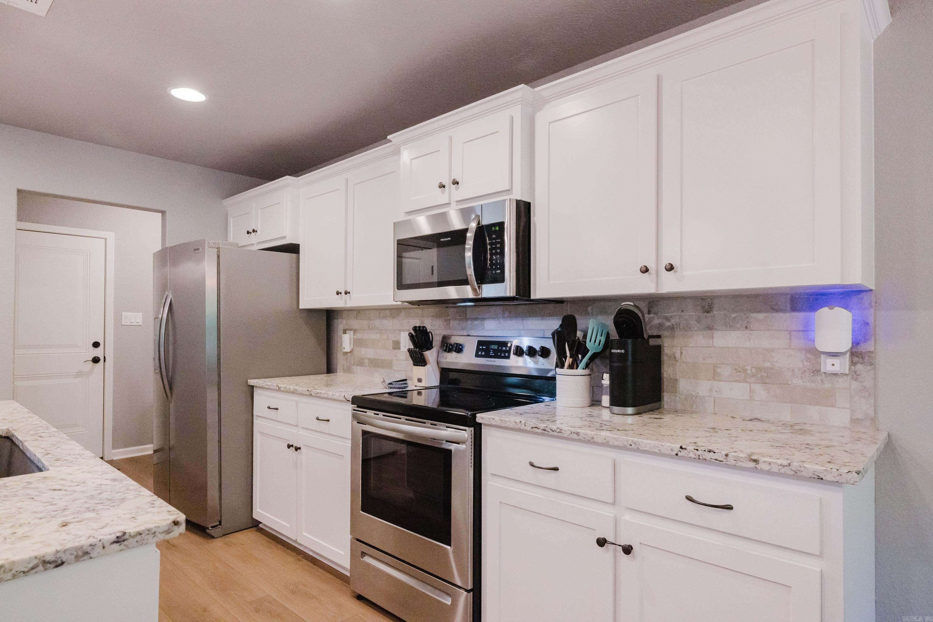 CYPRESS VALLEY - Residential