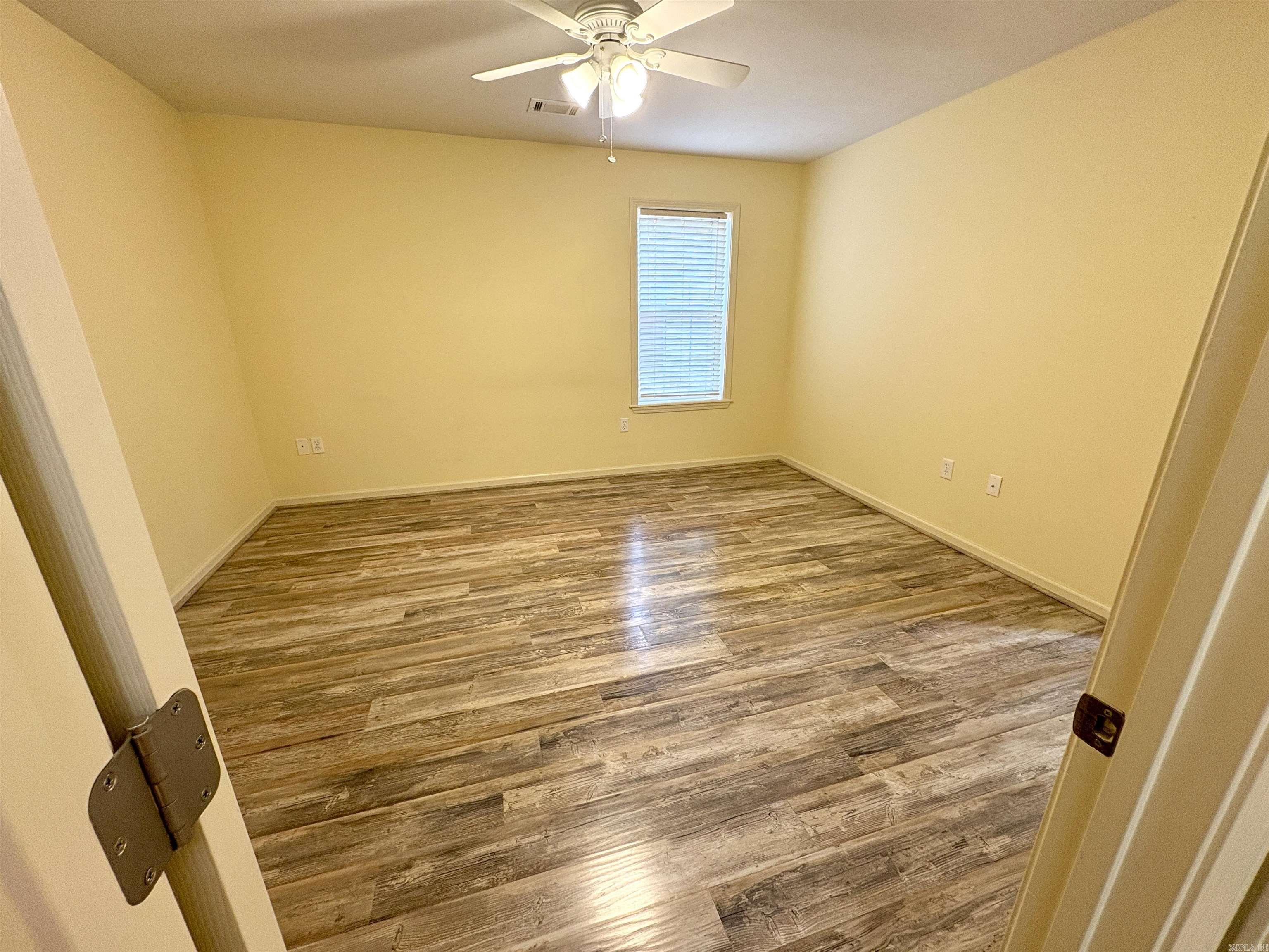 SKYLINE MEADOWS - Residential