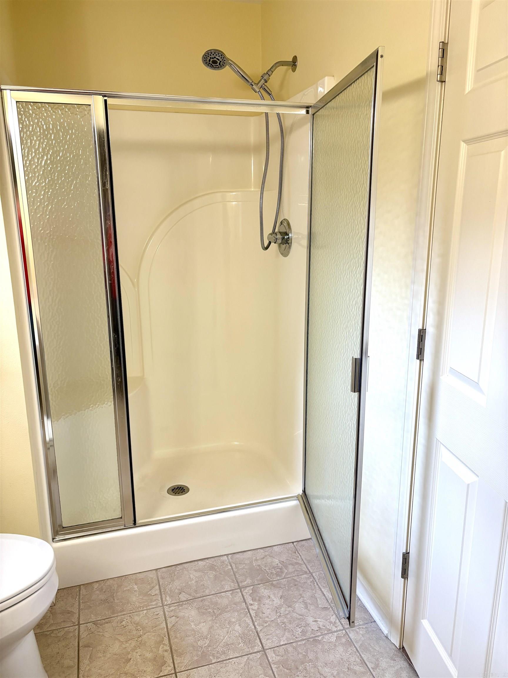 SKYLINE MEADOWS - Residential