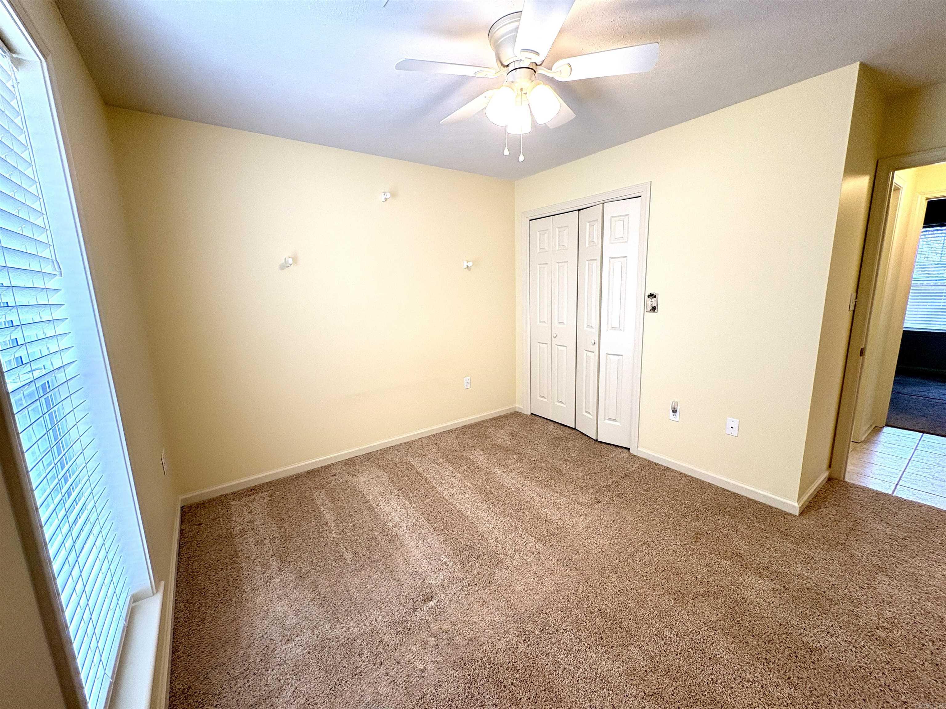 SKYLINE MEADOWS - Residential