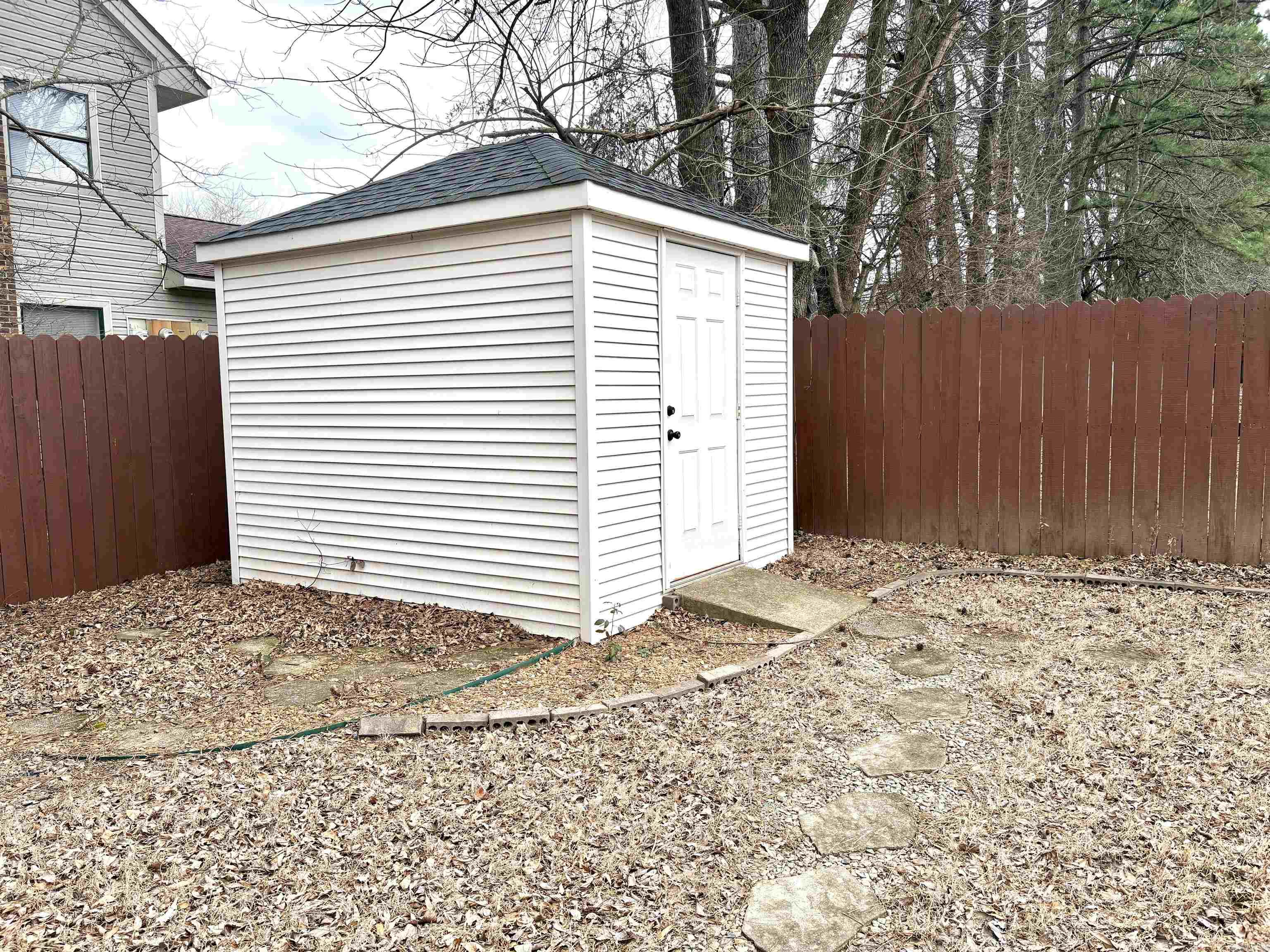 SKYLINE MEADOWS - Residential