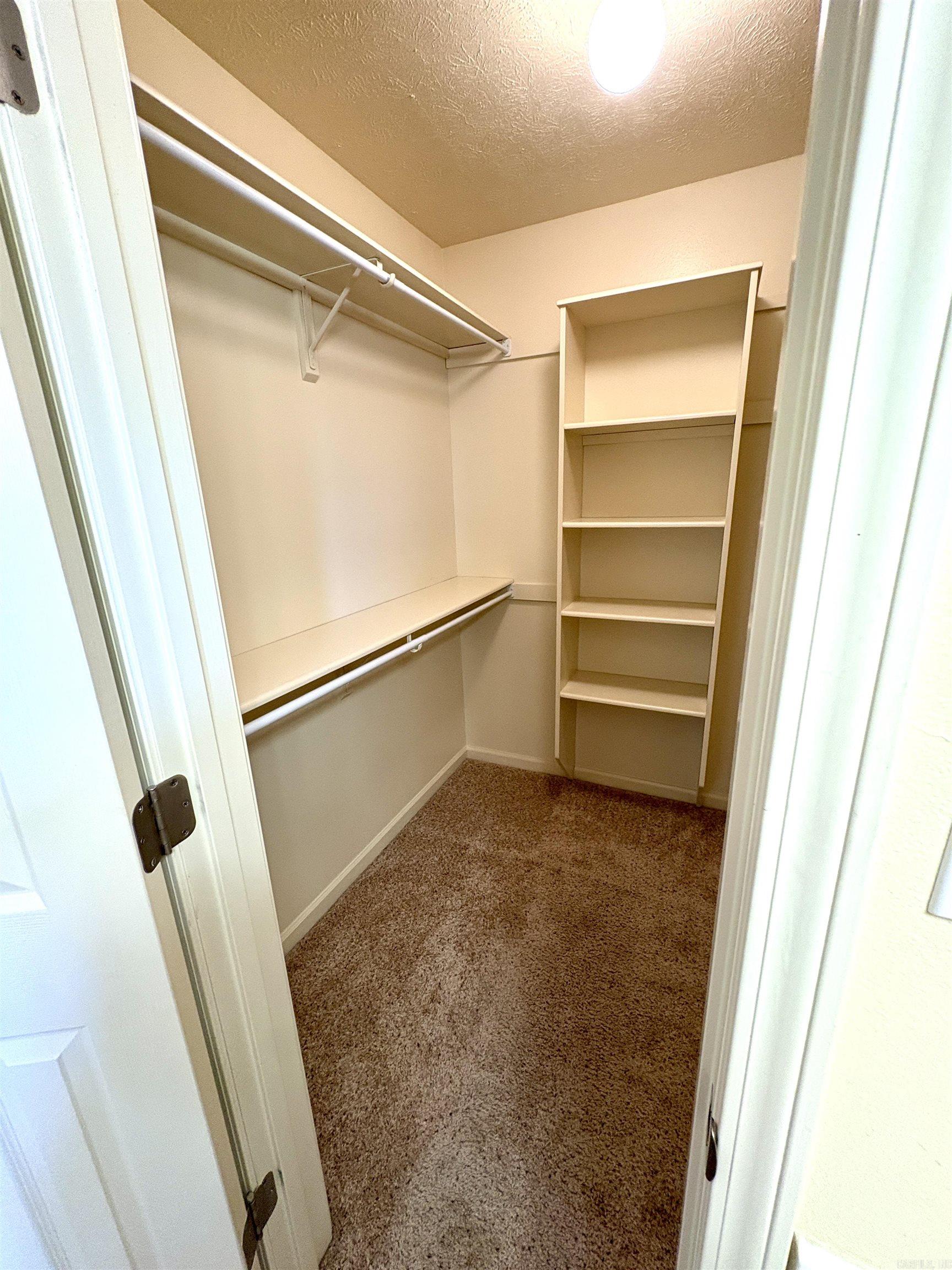 SKYLINE MEADOWS - Residential