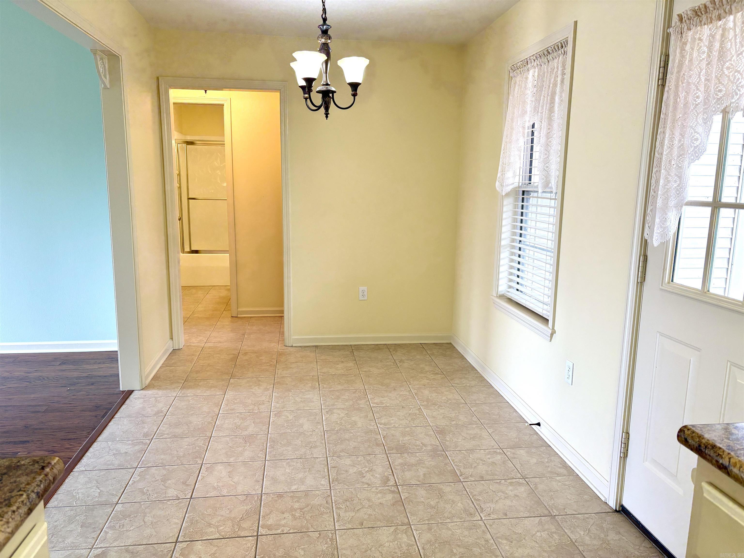 SKYLINE MEADOWS - Residential