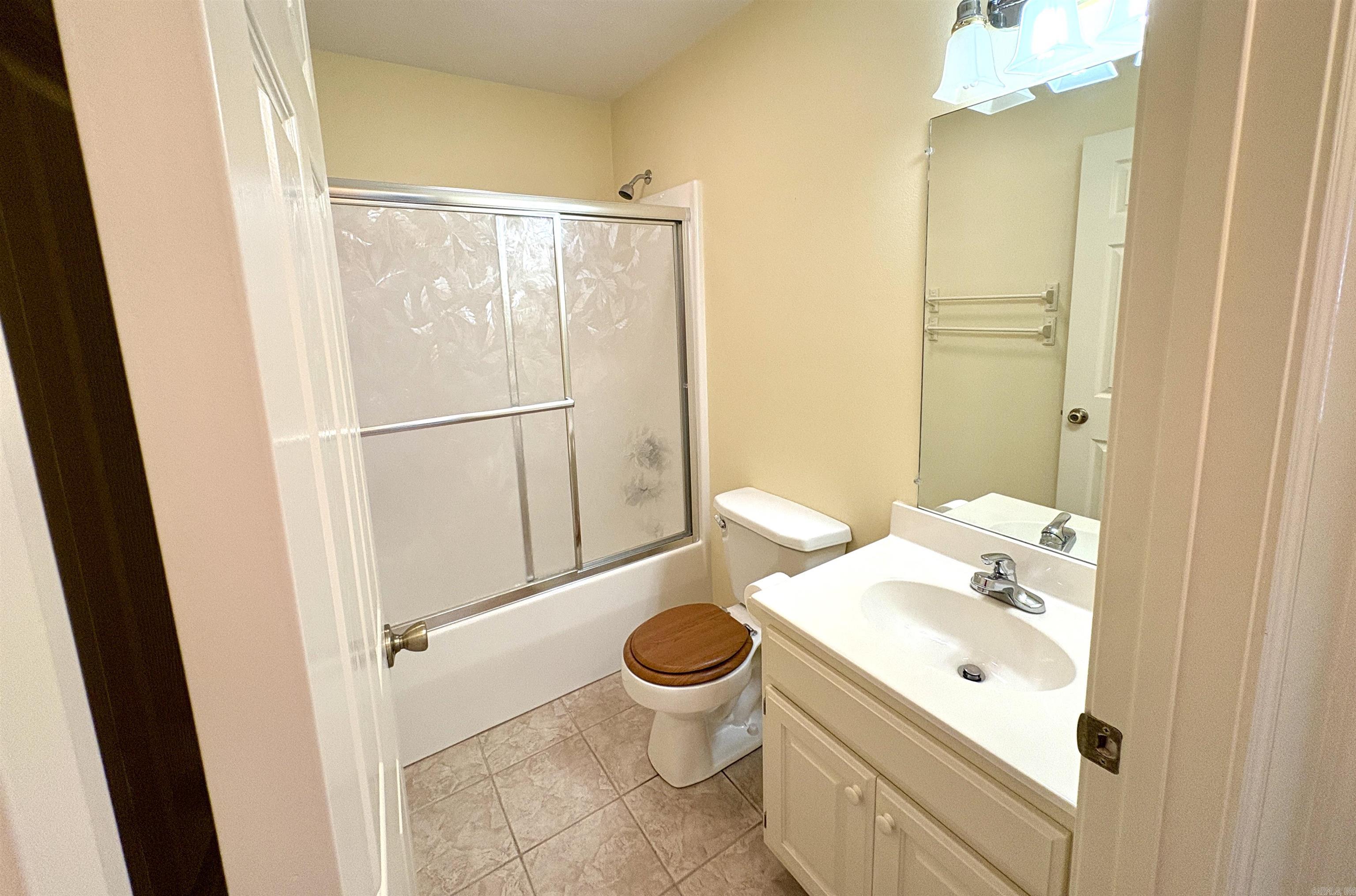 SKYLINE MEADOWS - Residential