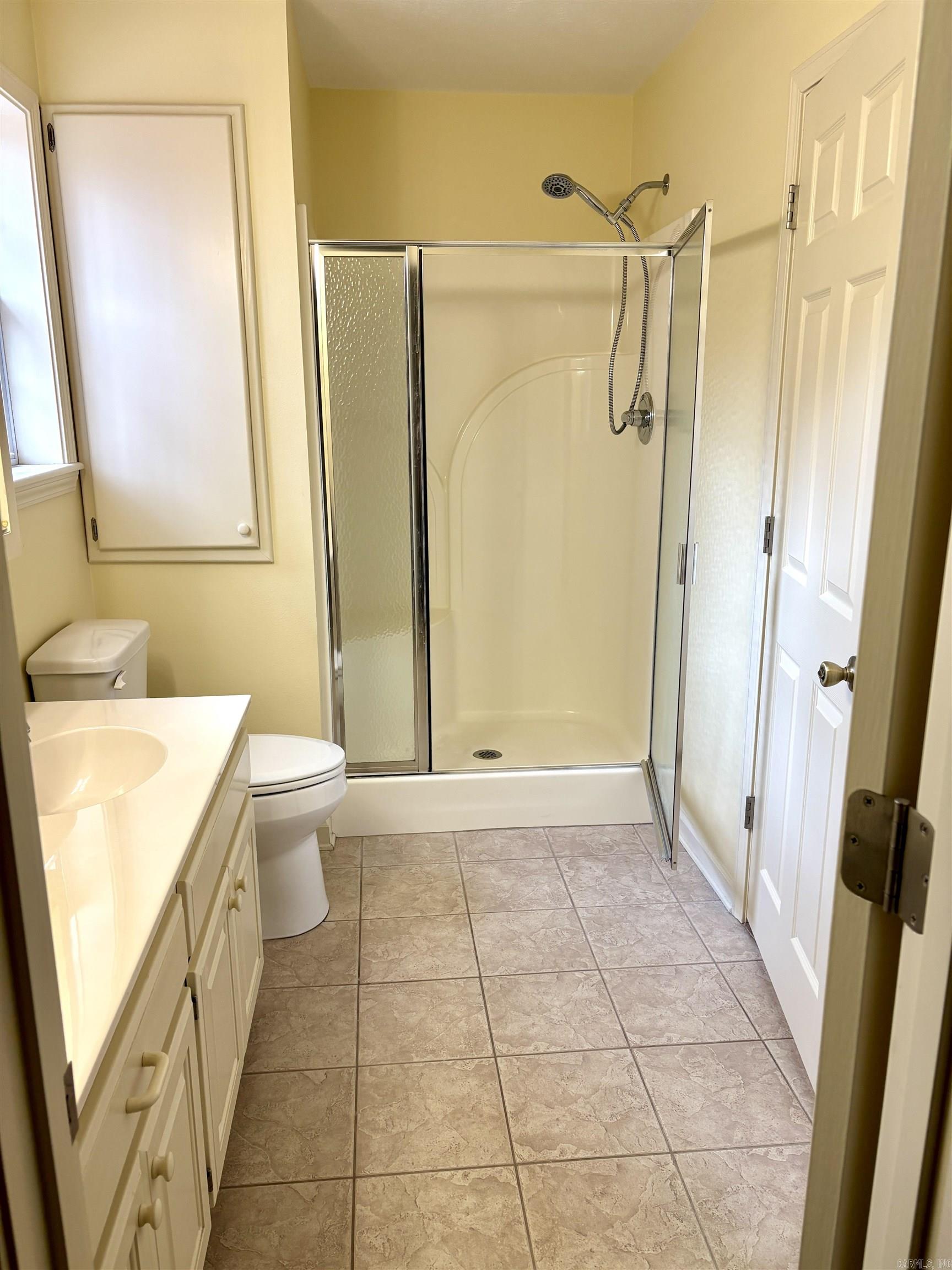 SKYLINE MEADOWS - Residential