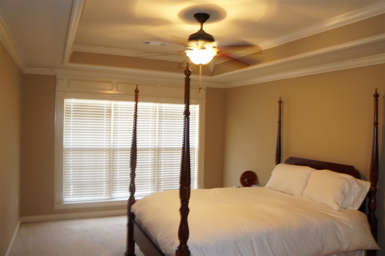 COUNTRY CLUB OF ARK THE - Residential