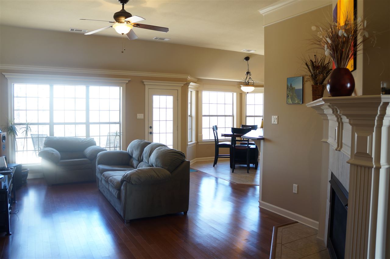 COUNTRY CLUB OF ARK THE - Residential