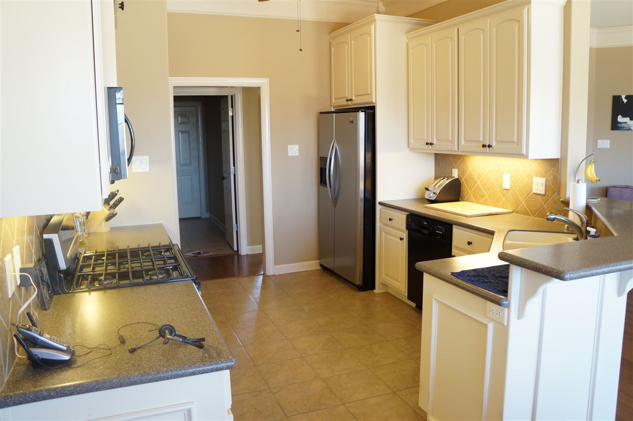 COUNTRY CLUB OF ARK THE - Residential