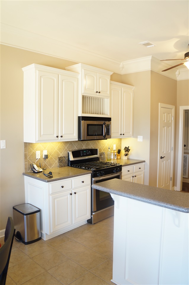 COUNTRY CLUB OF ARK THE - Residential