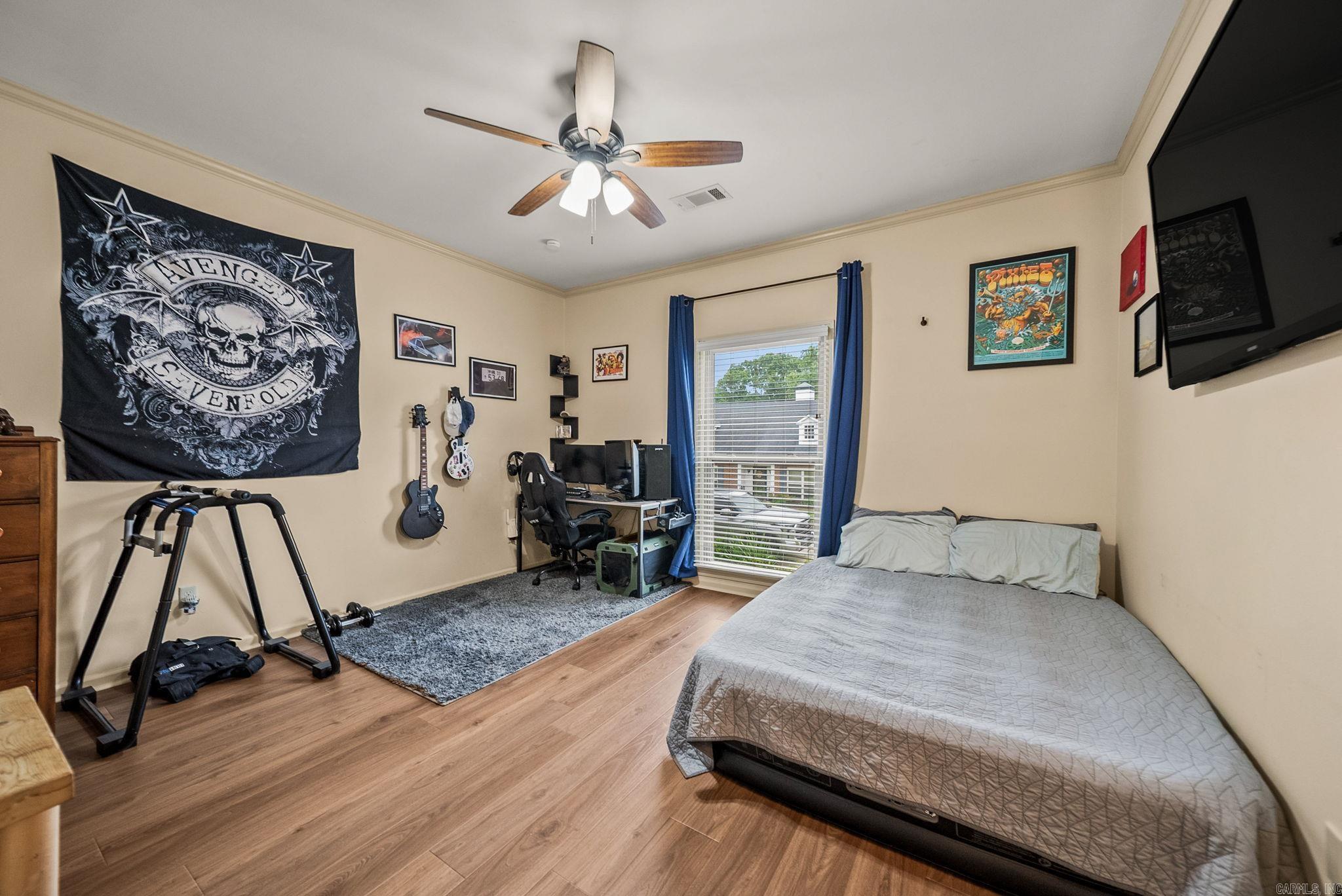 OAK HILL - Residential