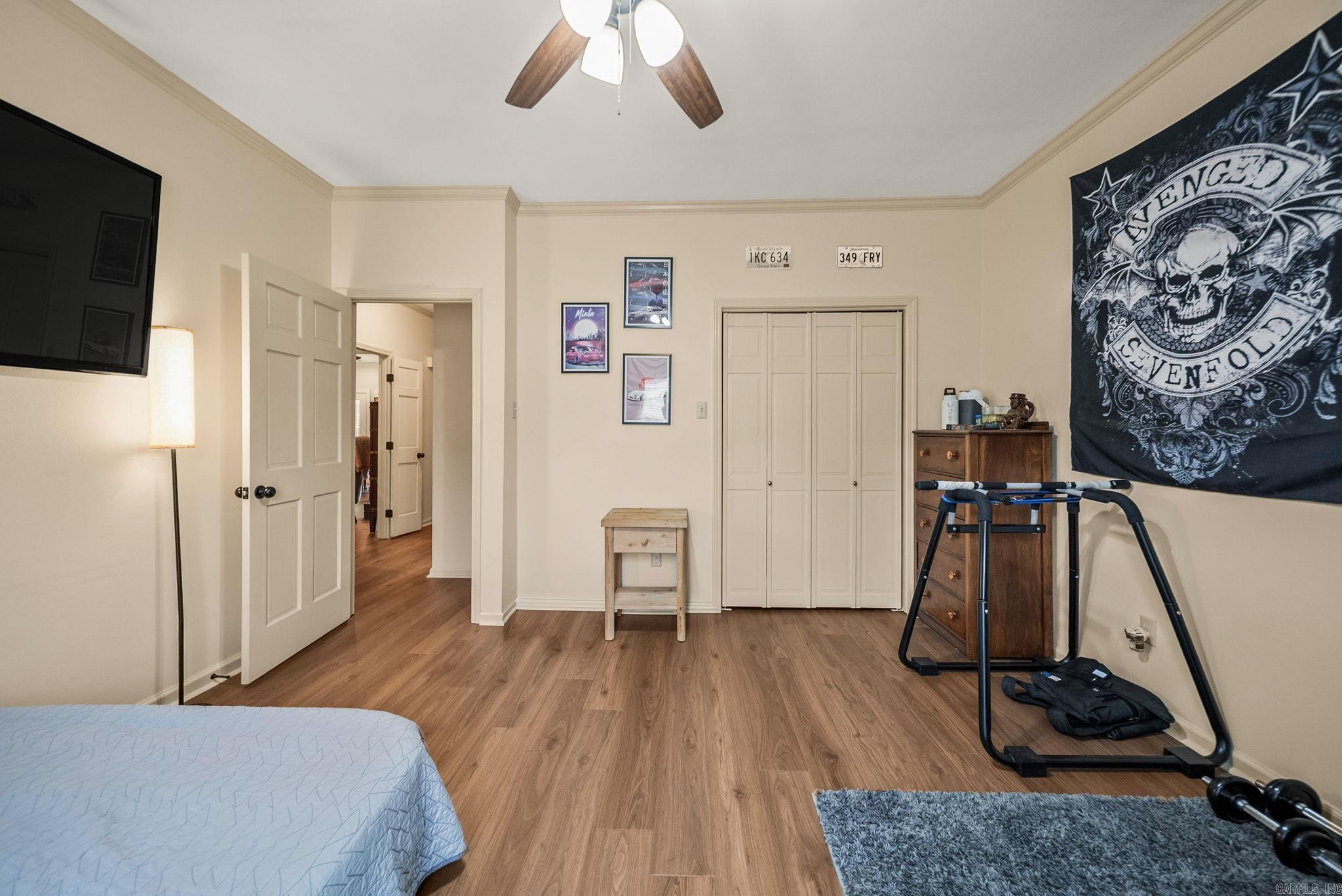 OAK HILL - Residential
