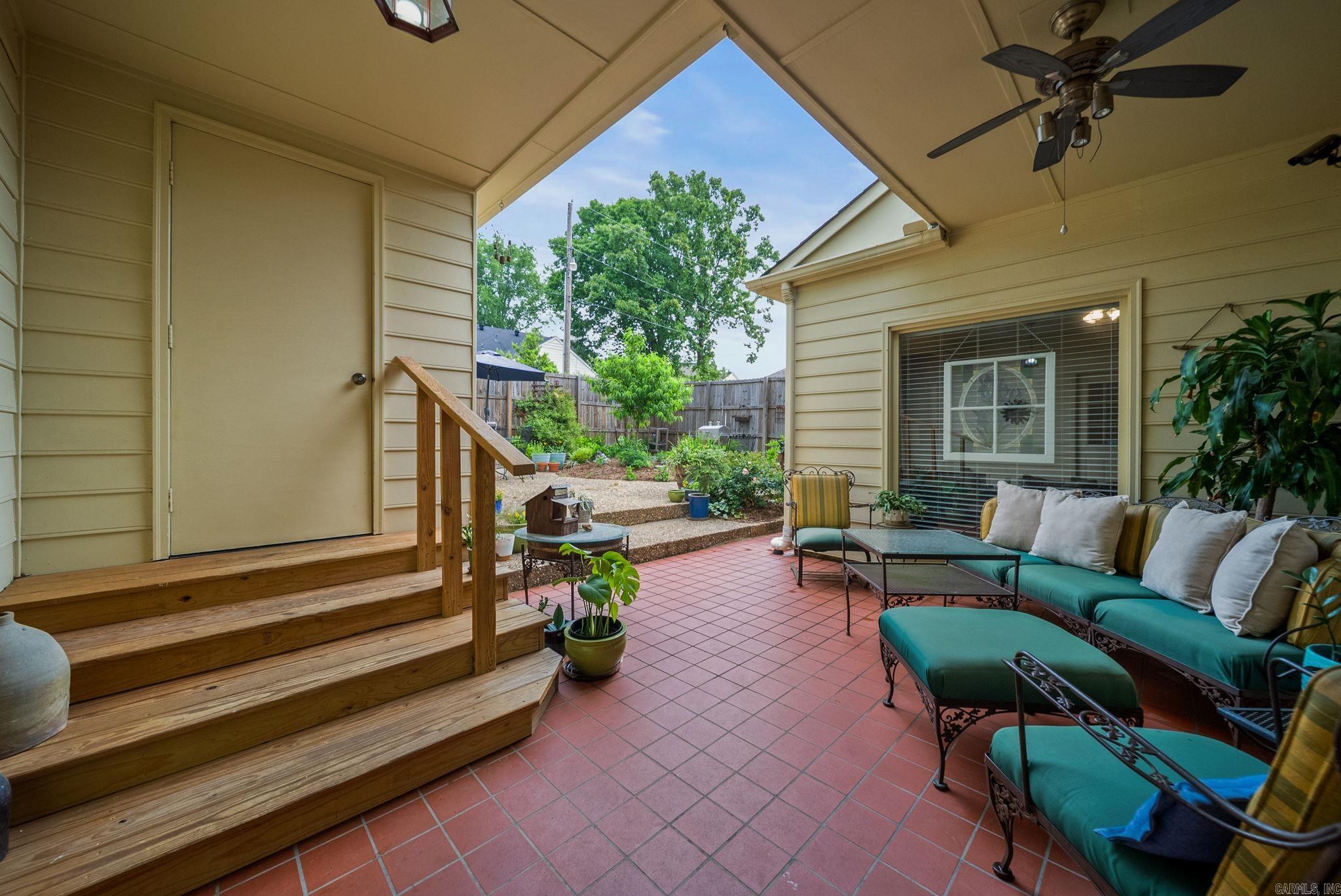 OAK HILL - Residential