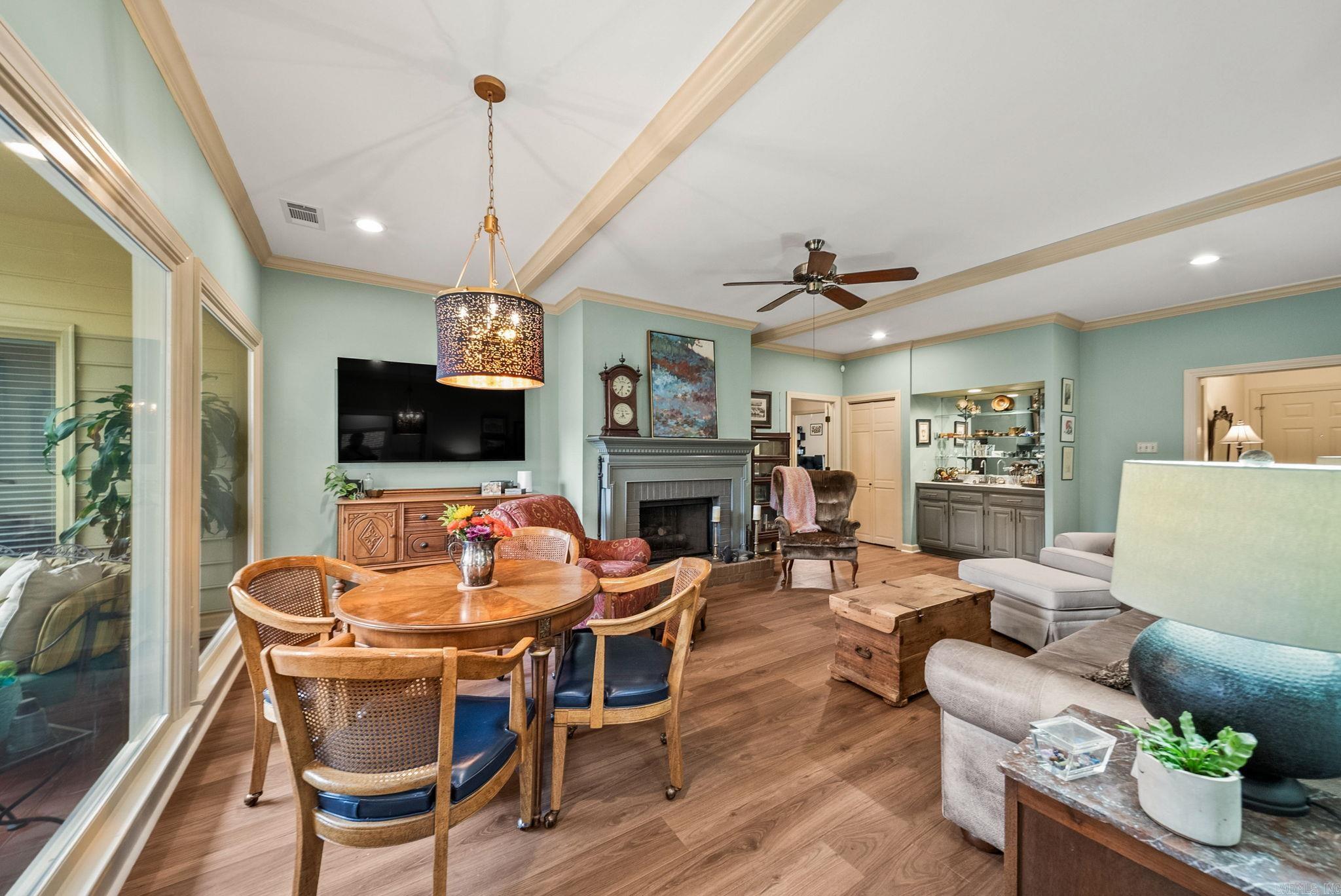 OAK HILL - Residential