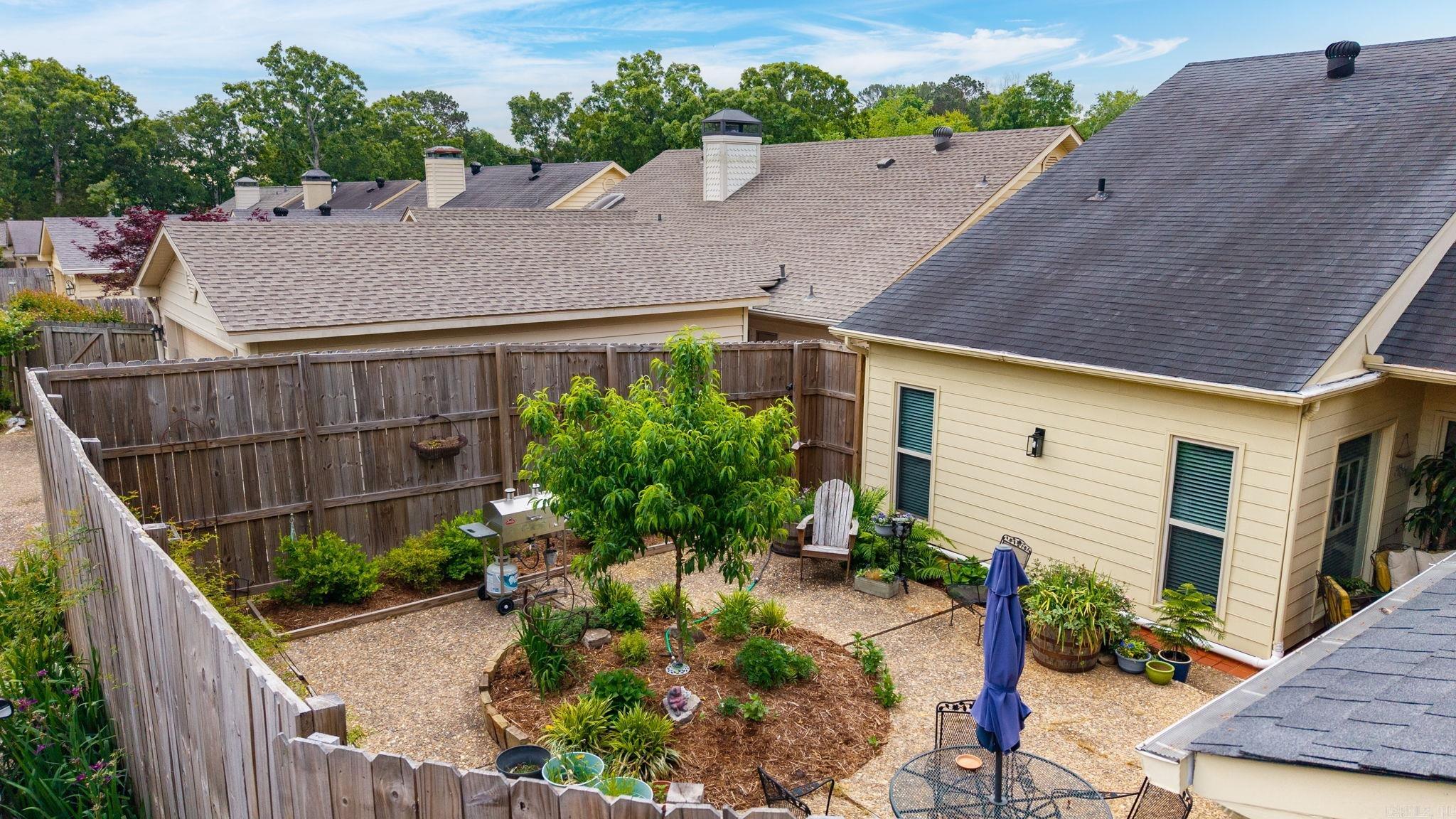 OAK HILL - Residential
