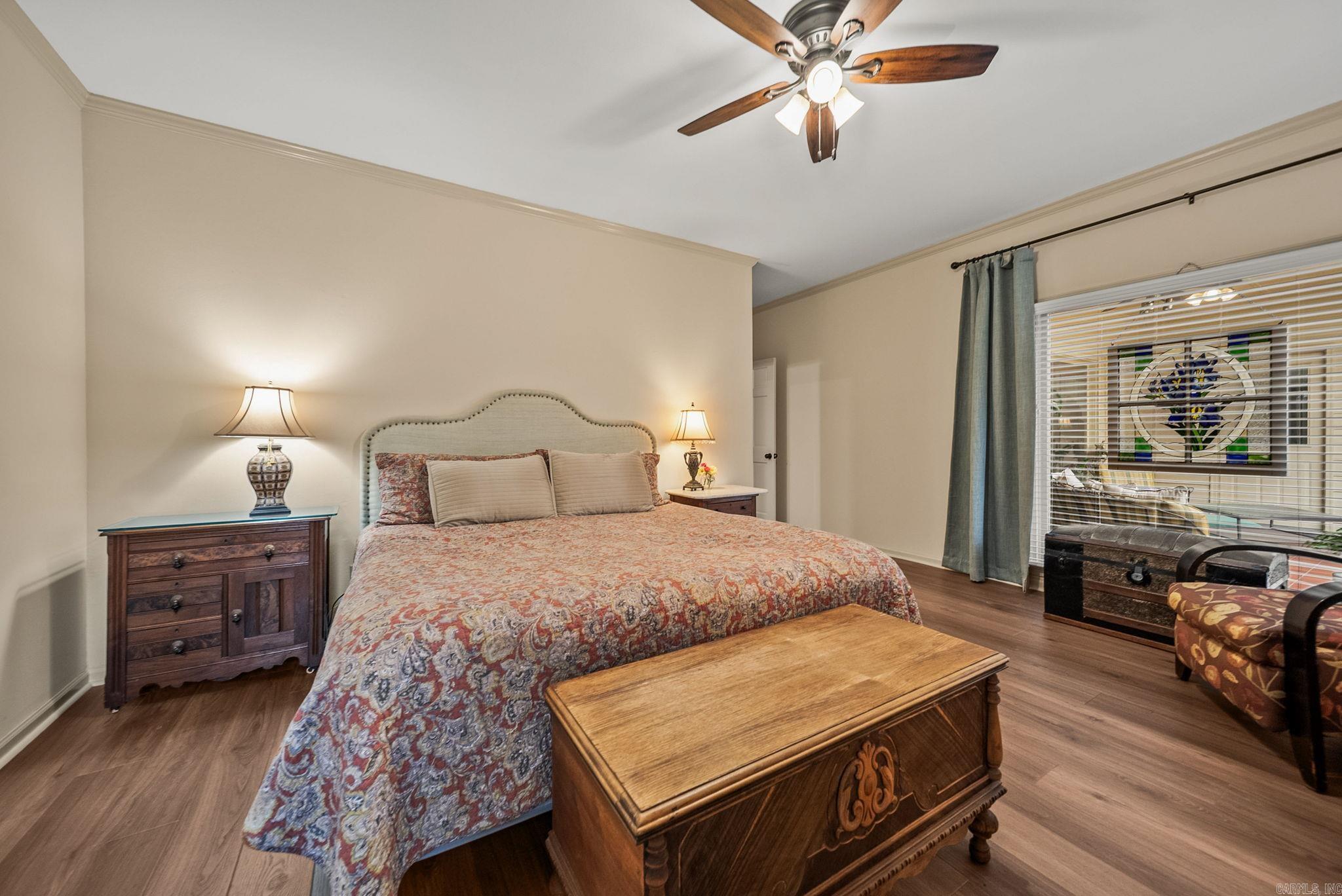 OAK HILL - Residential