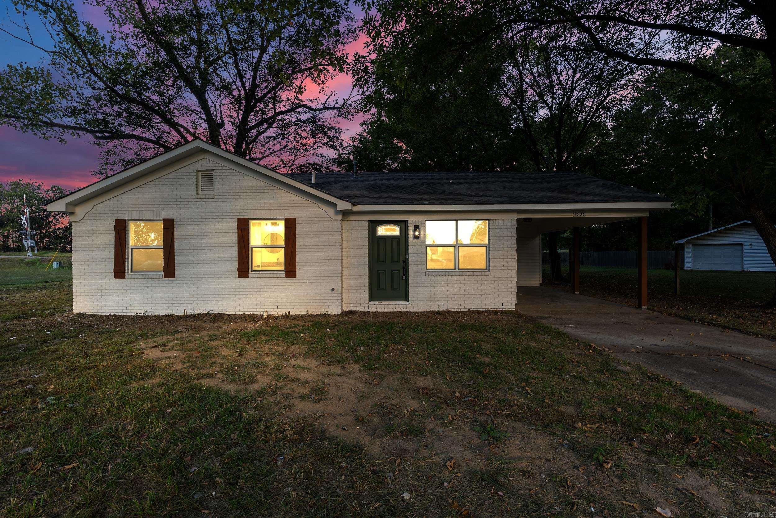 Holiday Terrace - Residential