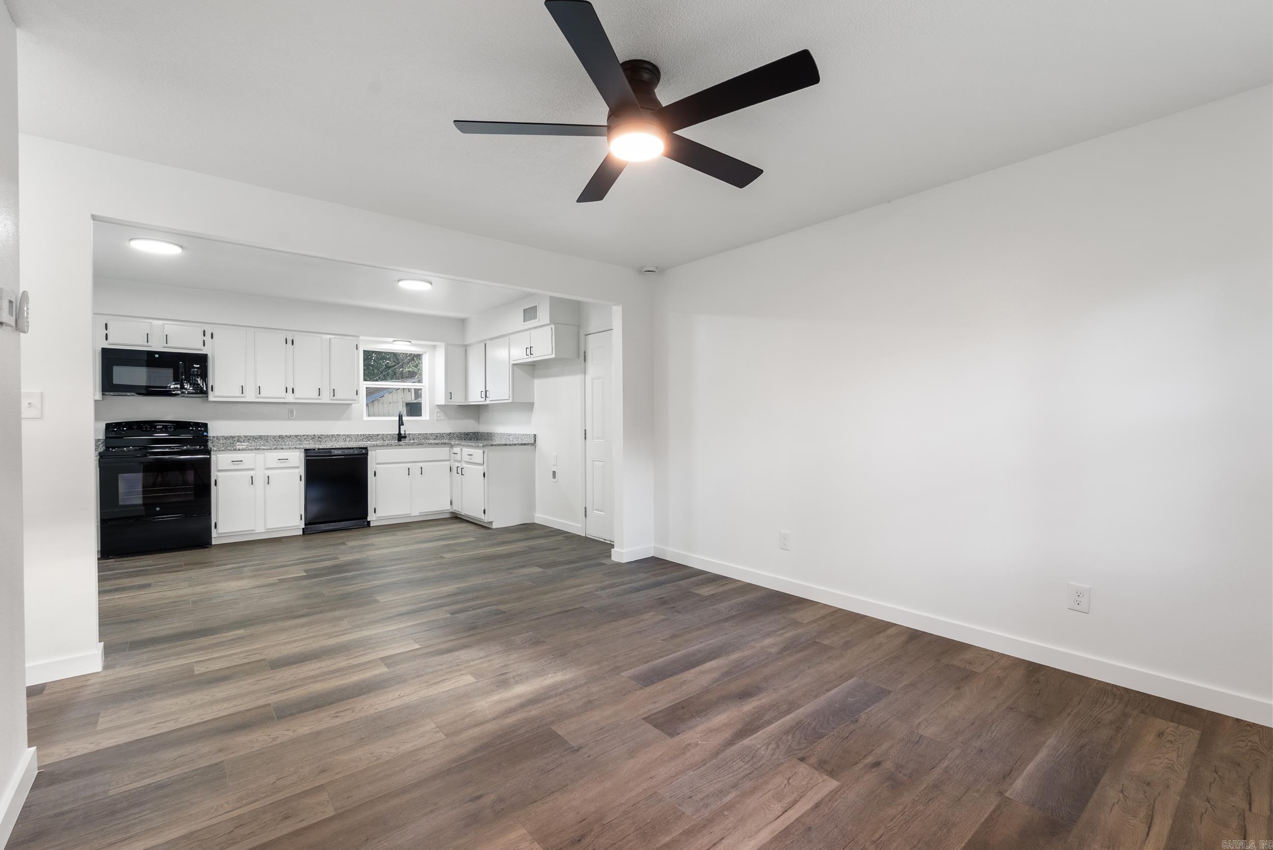 Holiday Terrace - Residential