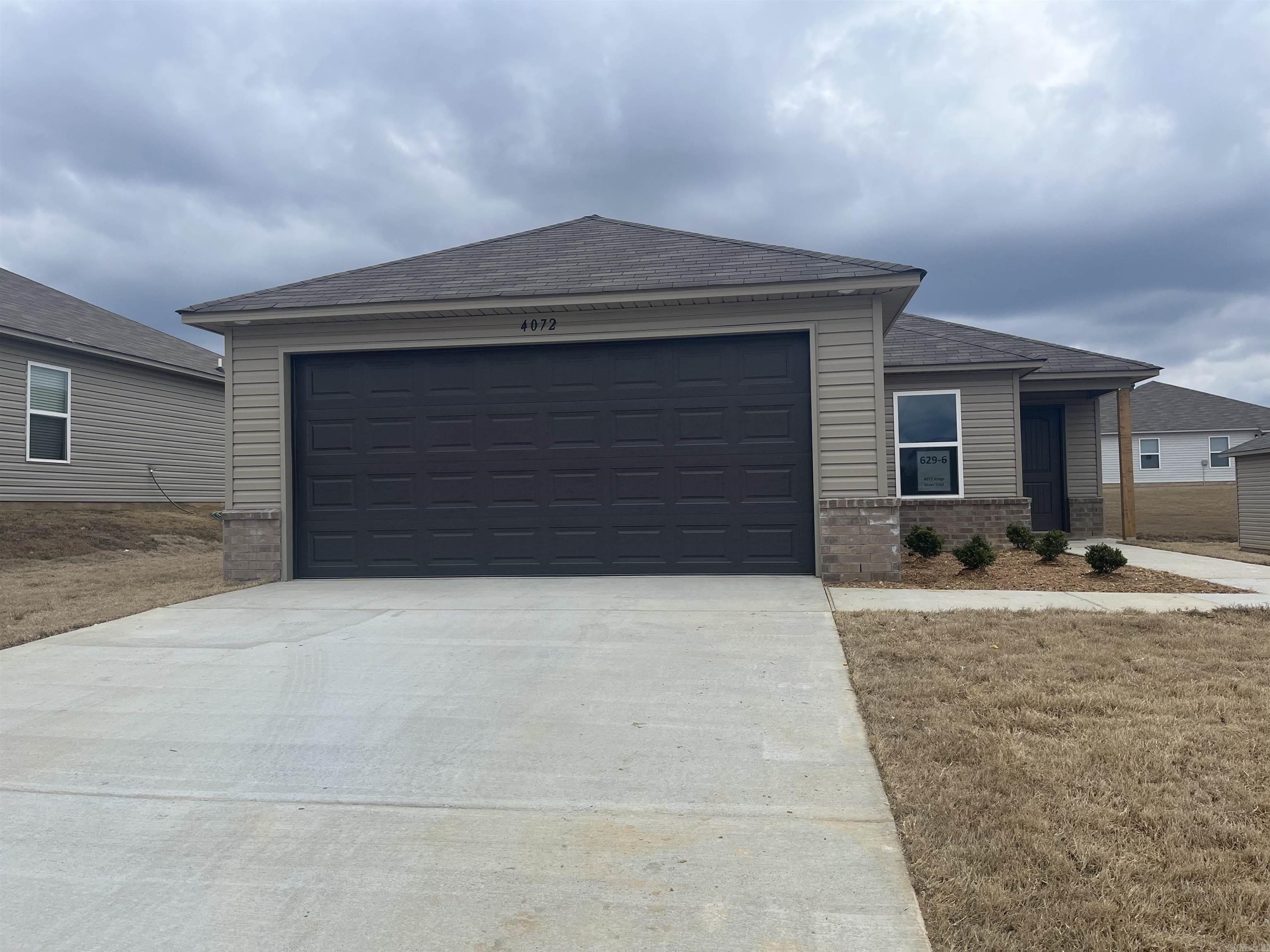 THE MEADOWS - Residential