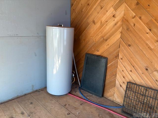 FORREST HILLS - Residential