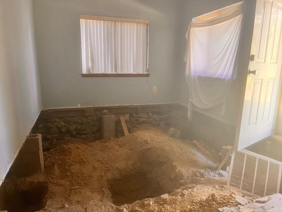 FORREST HILLS - Residential