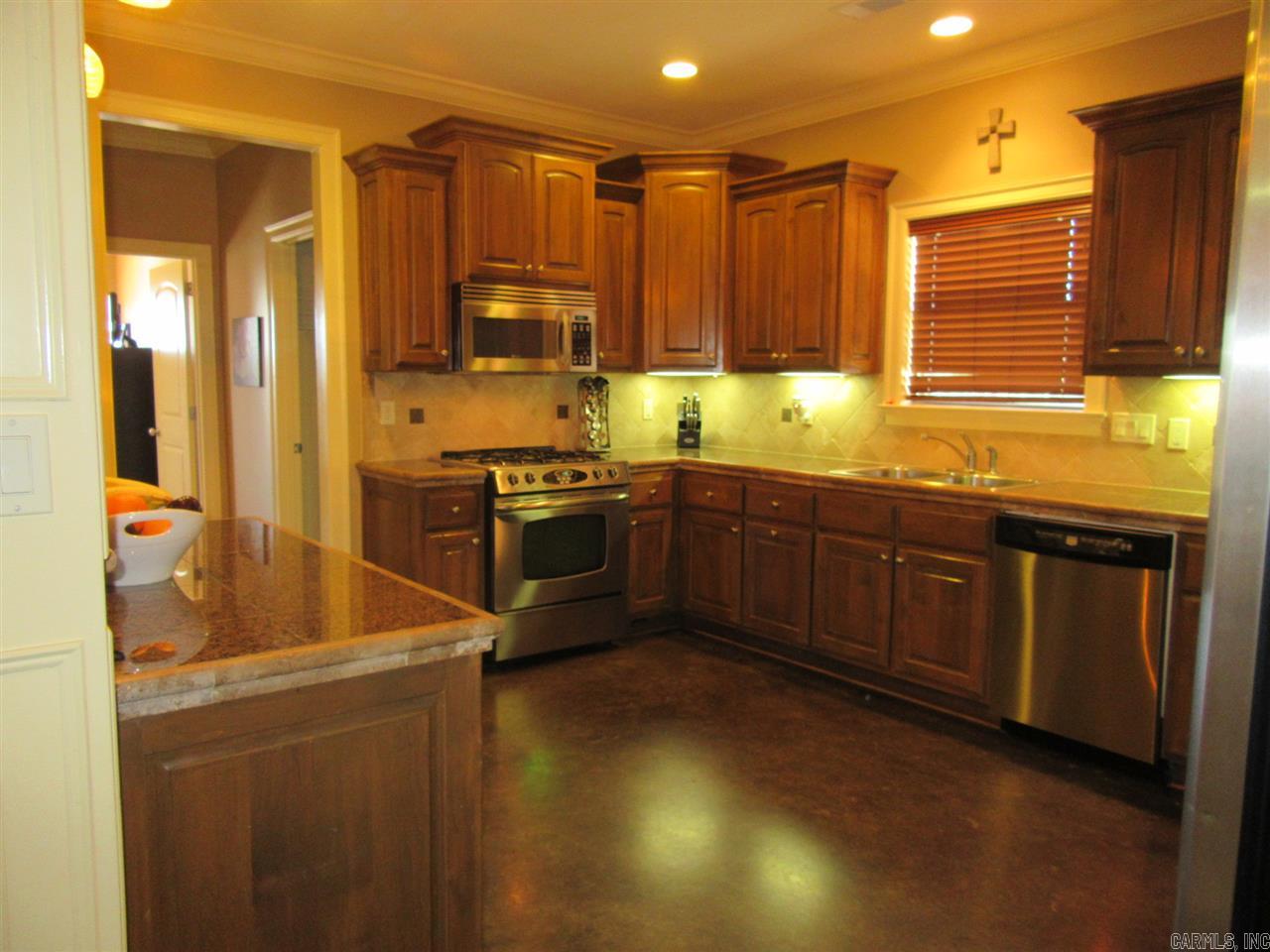 THE VILLAGES OF WELLINGTON - Residential