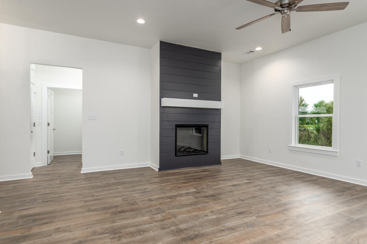 LEWIS COVE - Residential