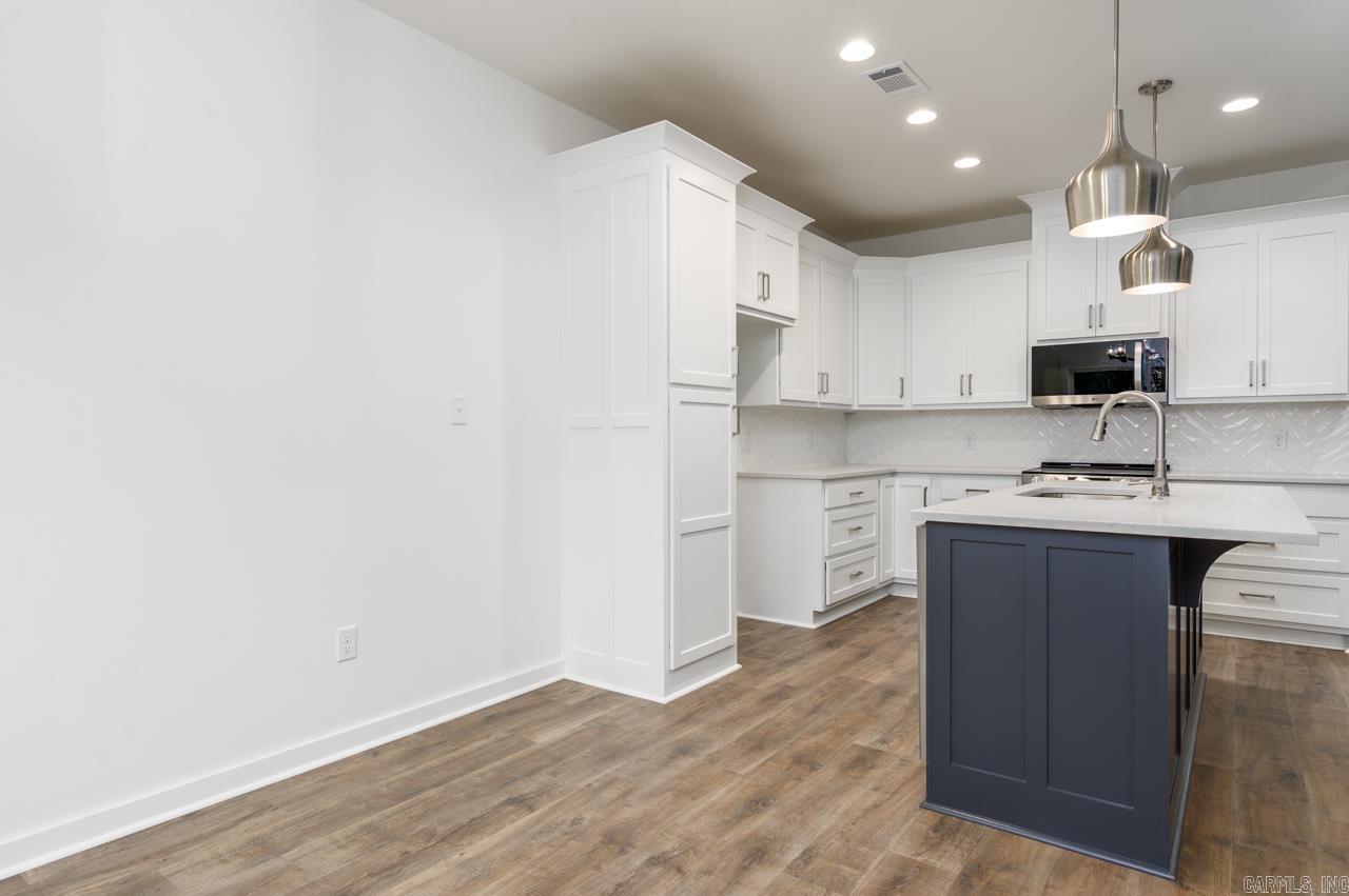 LEWIS COVE - Residential