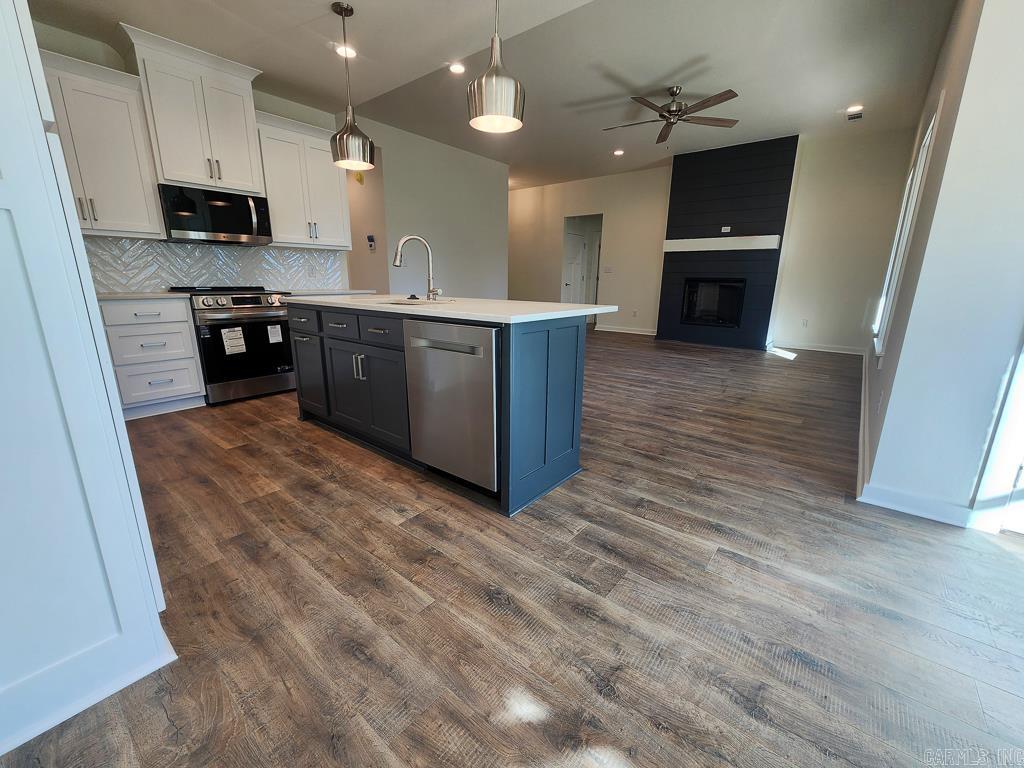 LEWIS COVE - Residential