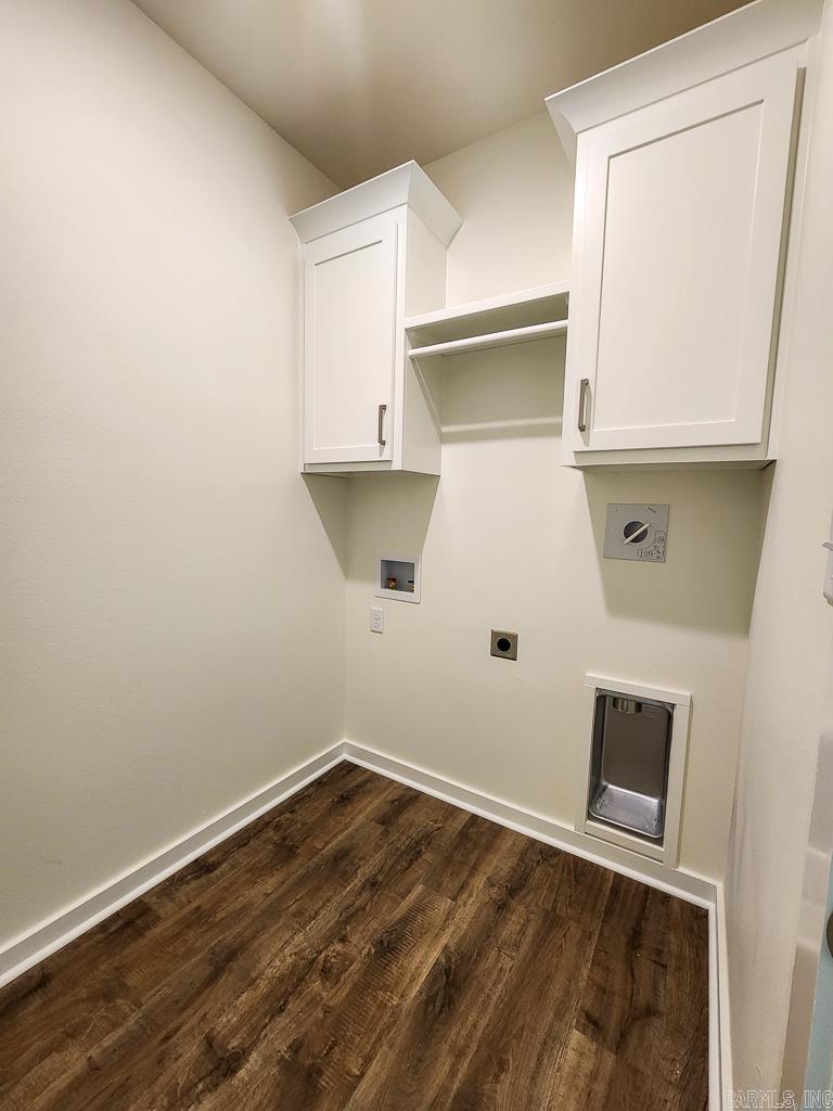 LEWIS COVE - Residential