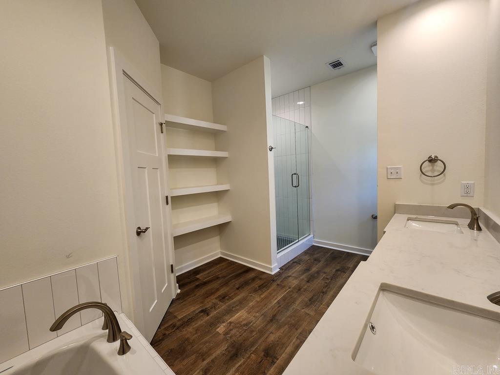 LEWIS COVE - Residential