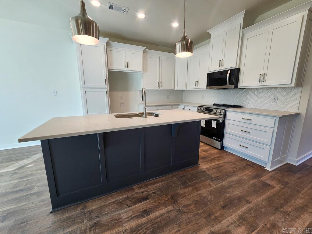 LEWIS COVE - Residential
