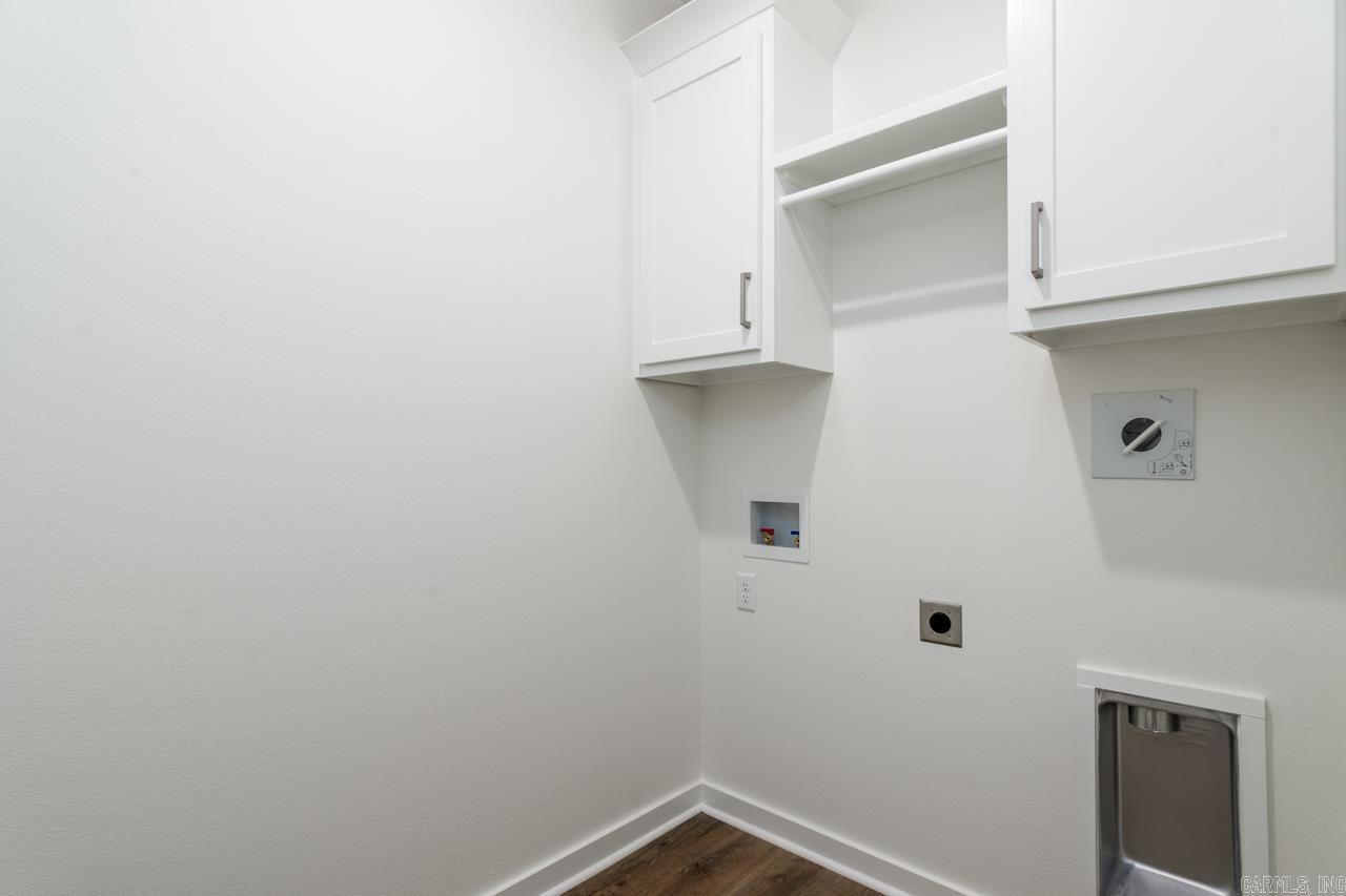 LEWIS COVE - Residential