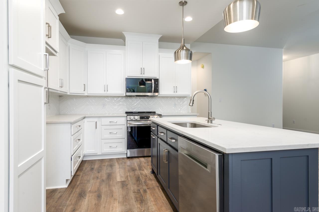 LEWIS COVE - Residential