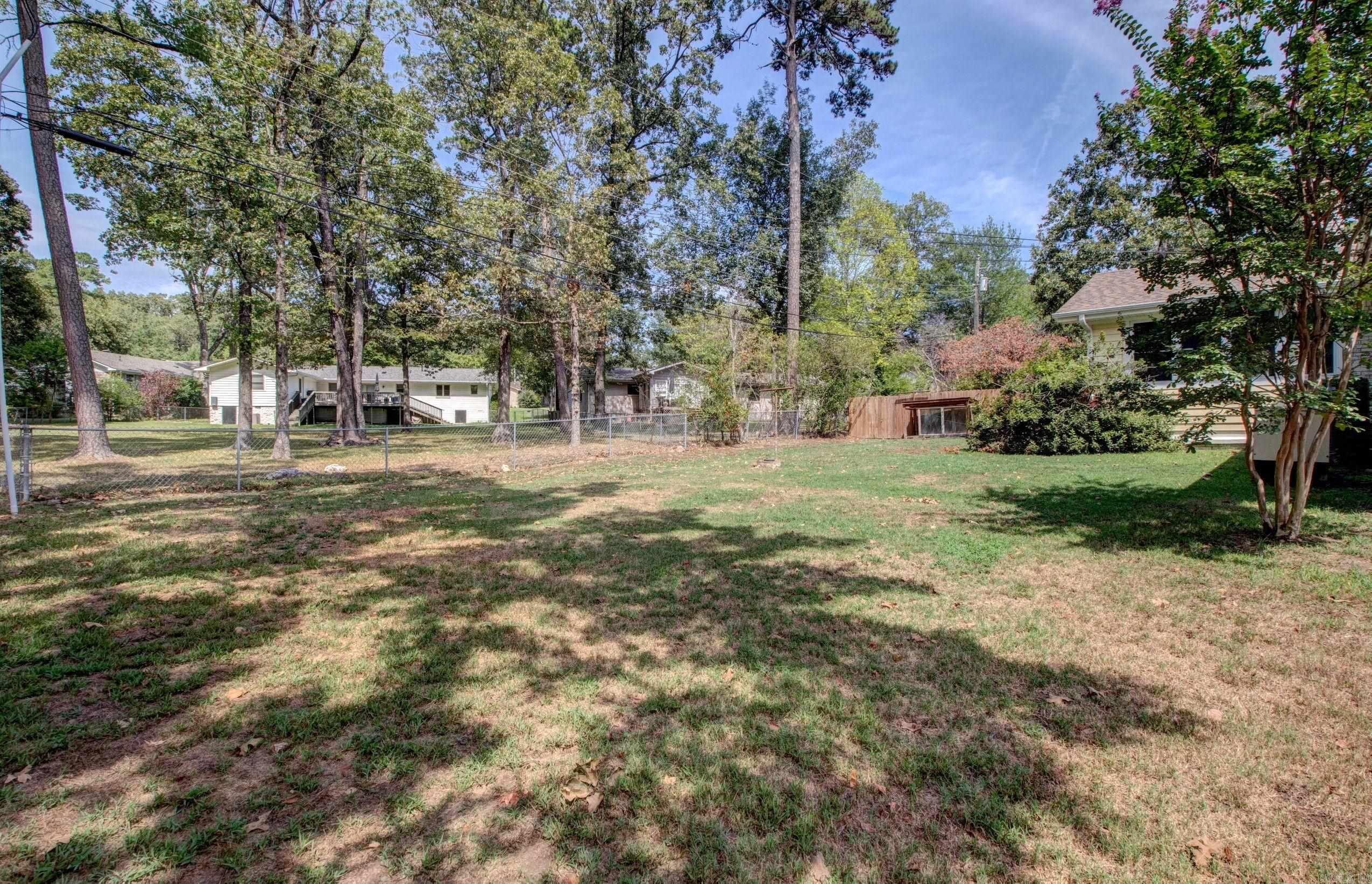 Leawood Meeks Manor - Residential