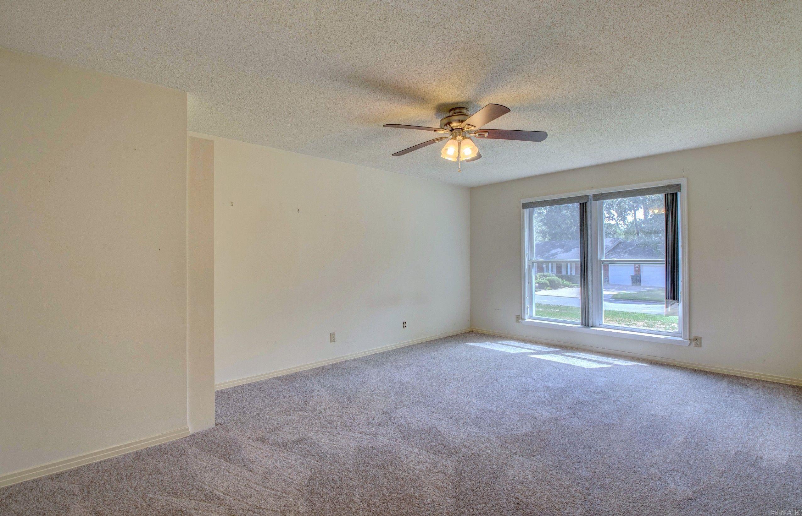 Leawood Meeks Manor - Residential