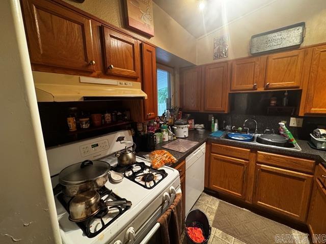 BROADMOOR ADDN - Residential