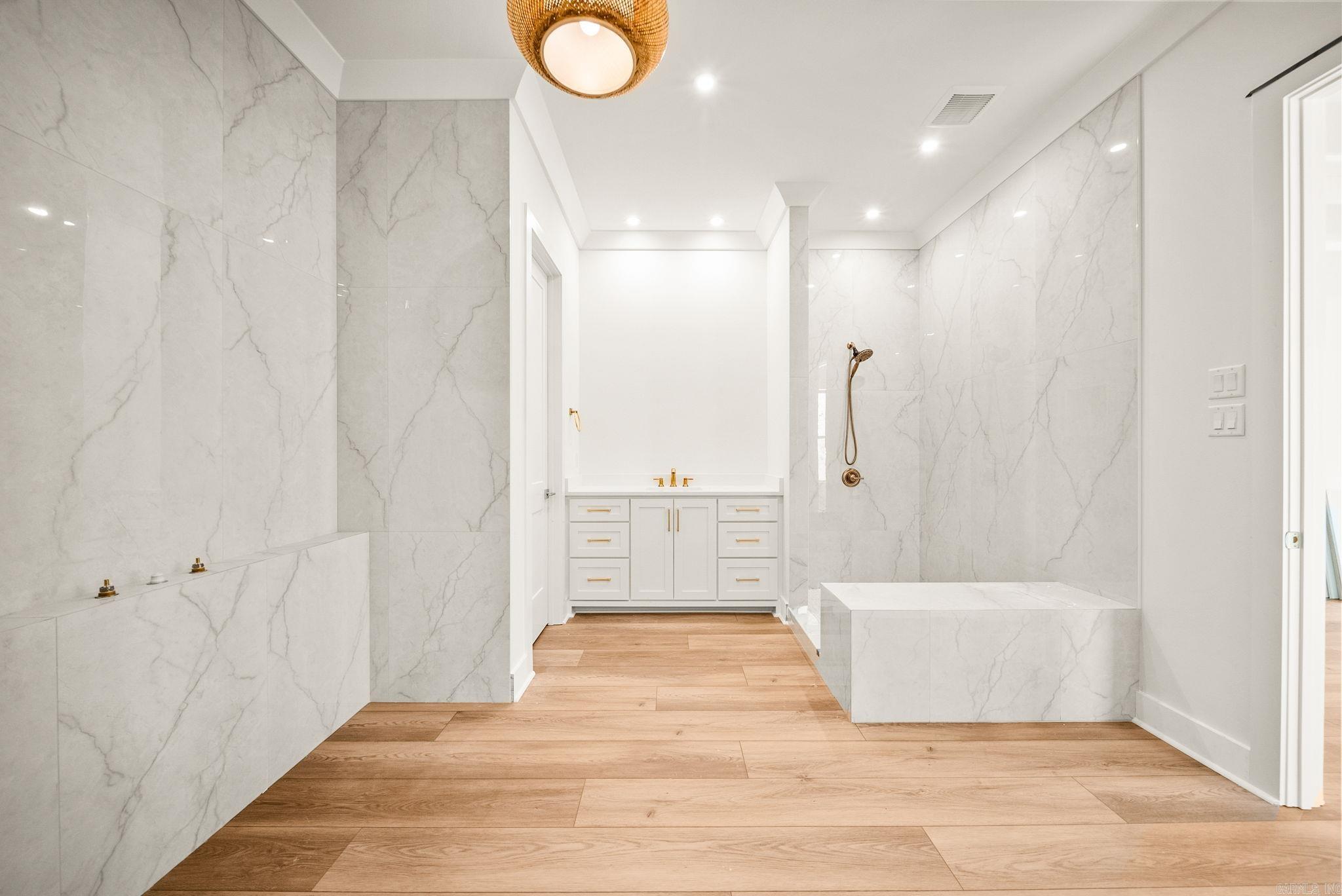 CHENAL VALLEY CALION COURT - Residential