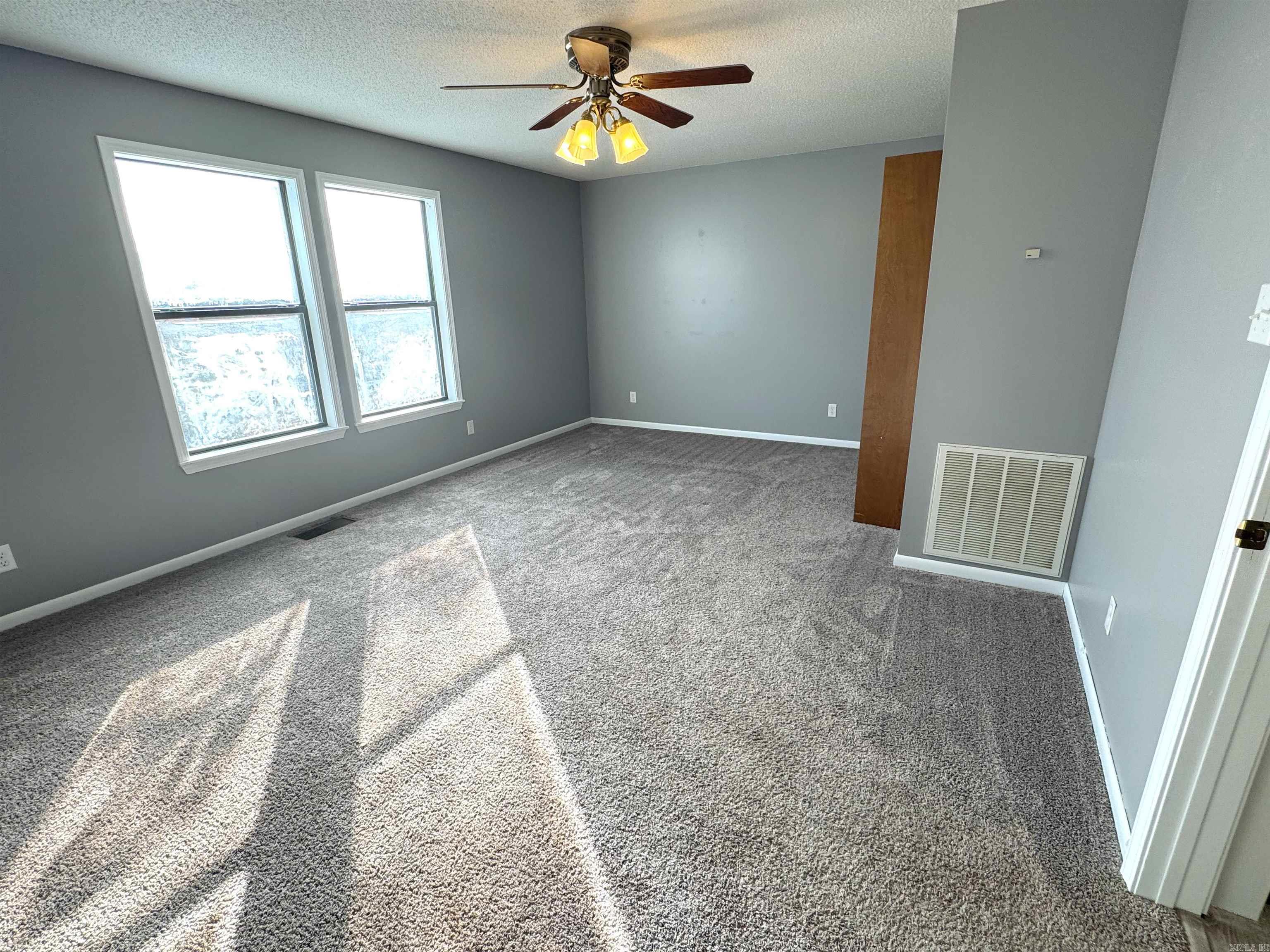 BEUTLER ACRES - Residential