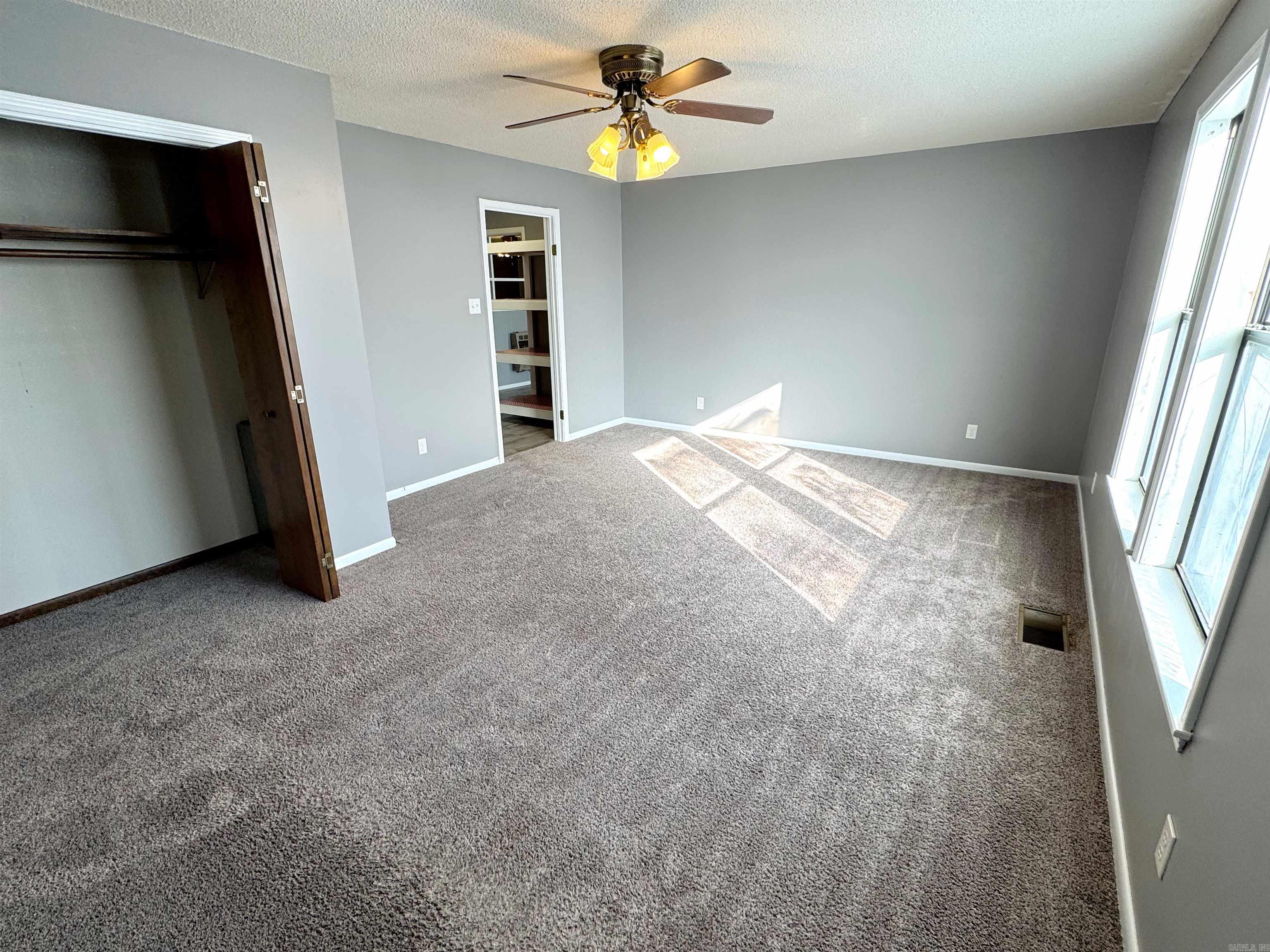 BEUTLER ACRES - Residential