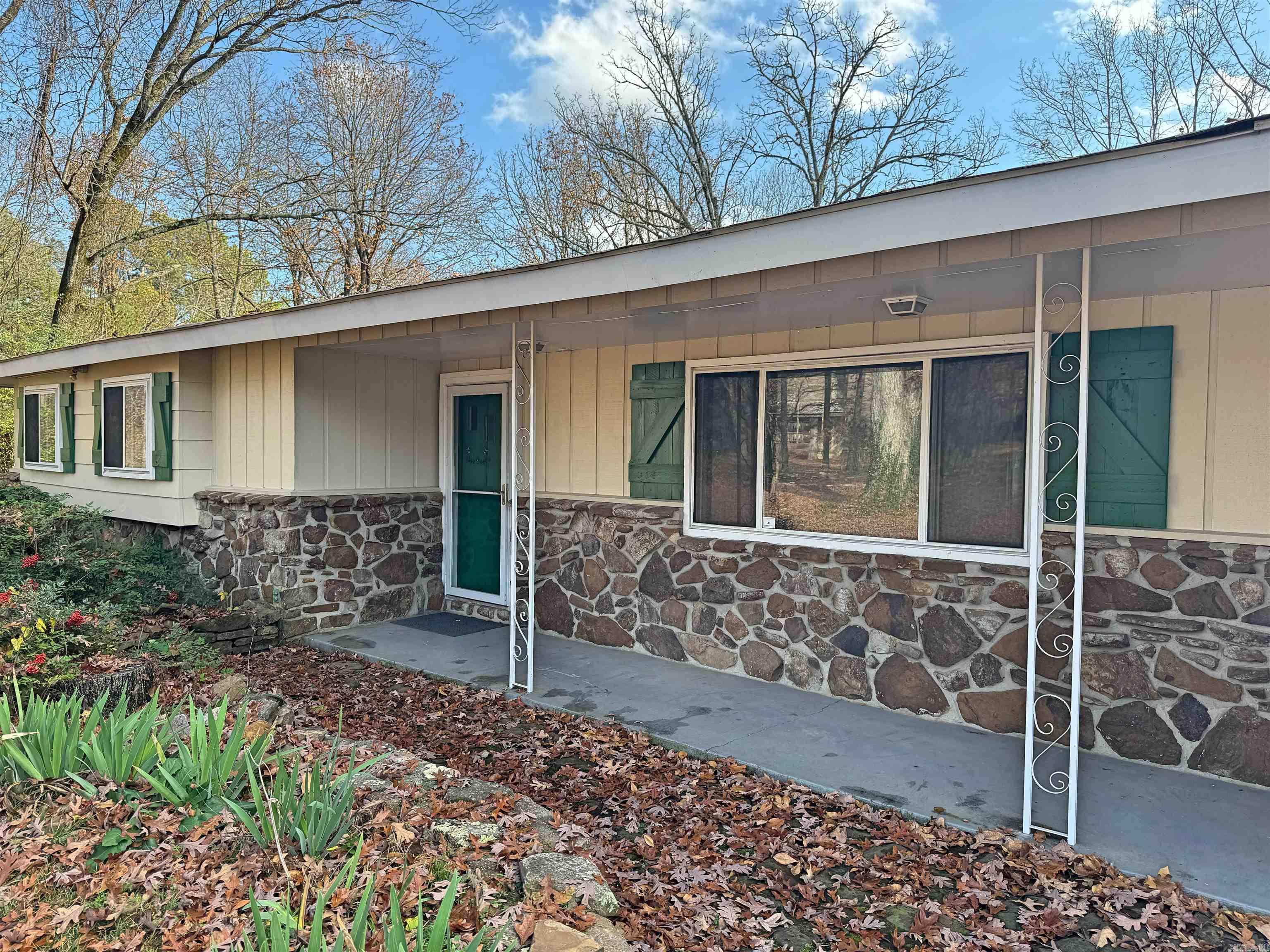 BEUTLER ACRES - Residential