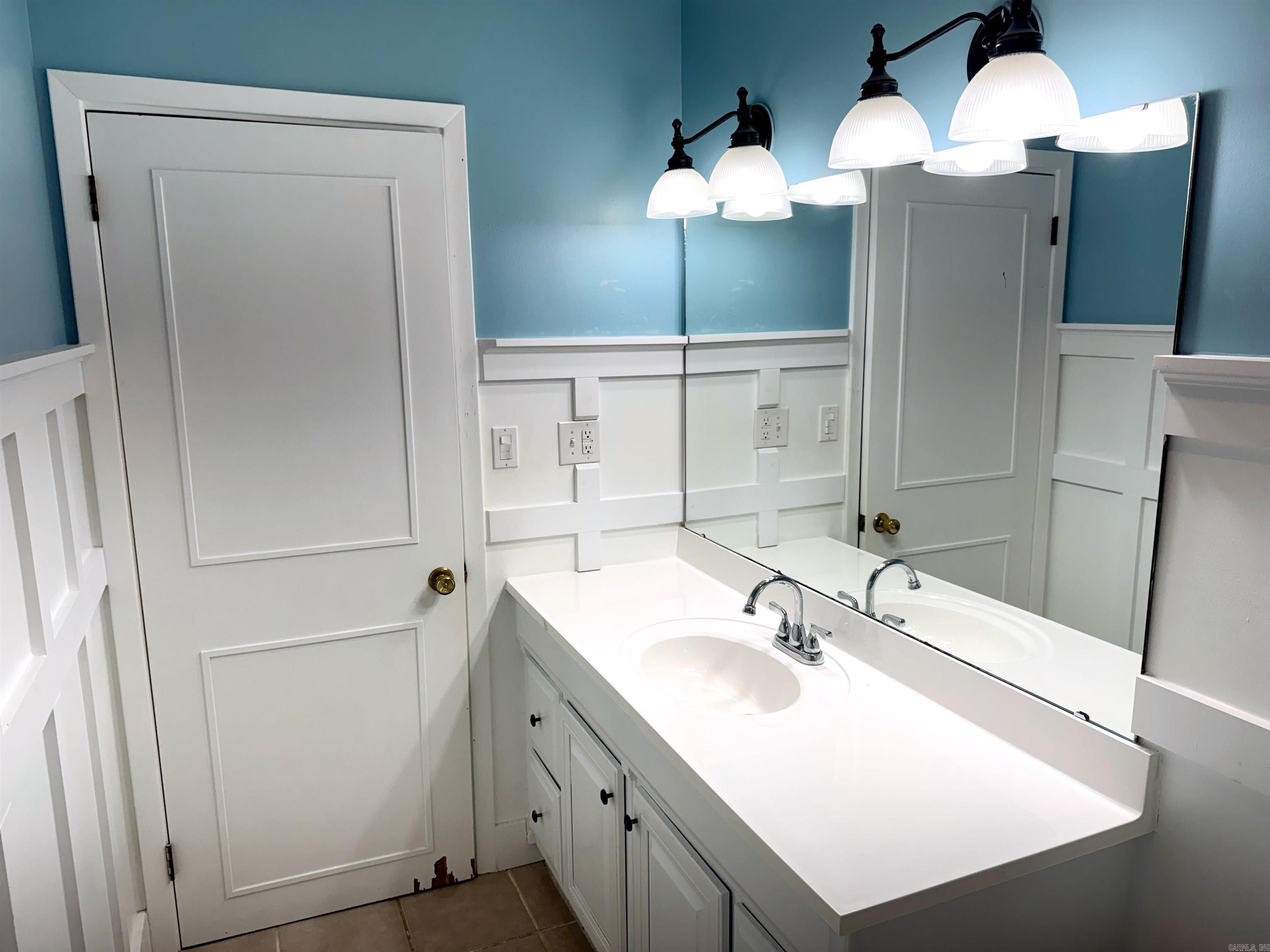 BEUTLER ACRES - Residential