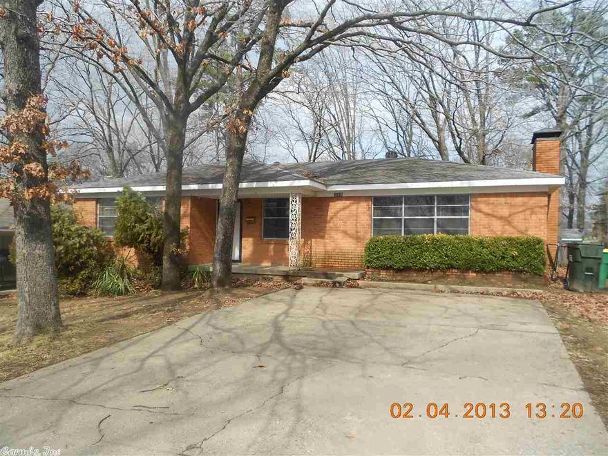 Great space buy! Nice hardwoods, eat-in kitchen plus dining area, formal living room plus large family room with wood burning fireplace and lovely built-ins. Gas cook top with double wall oven. Lots of closets and storage places. Maintenance free brick exterior. Large fully fenced back yard, covered patio, huge storage building. Newer HVAC.