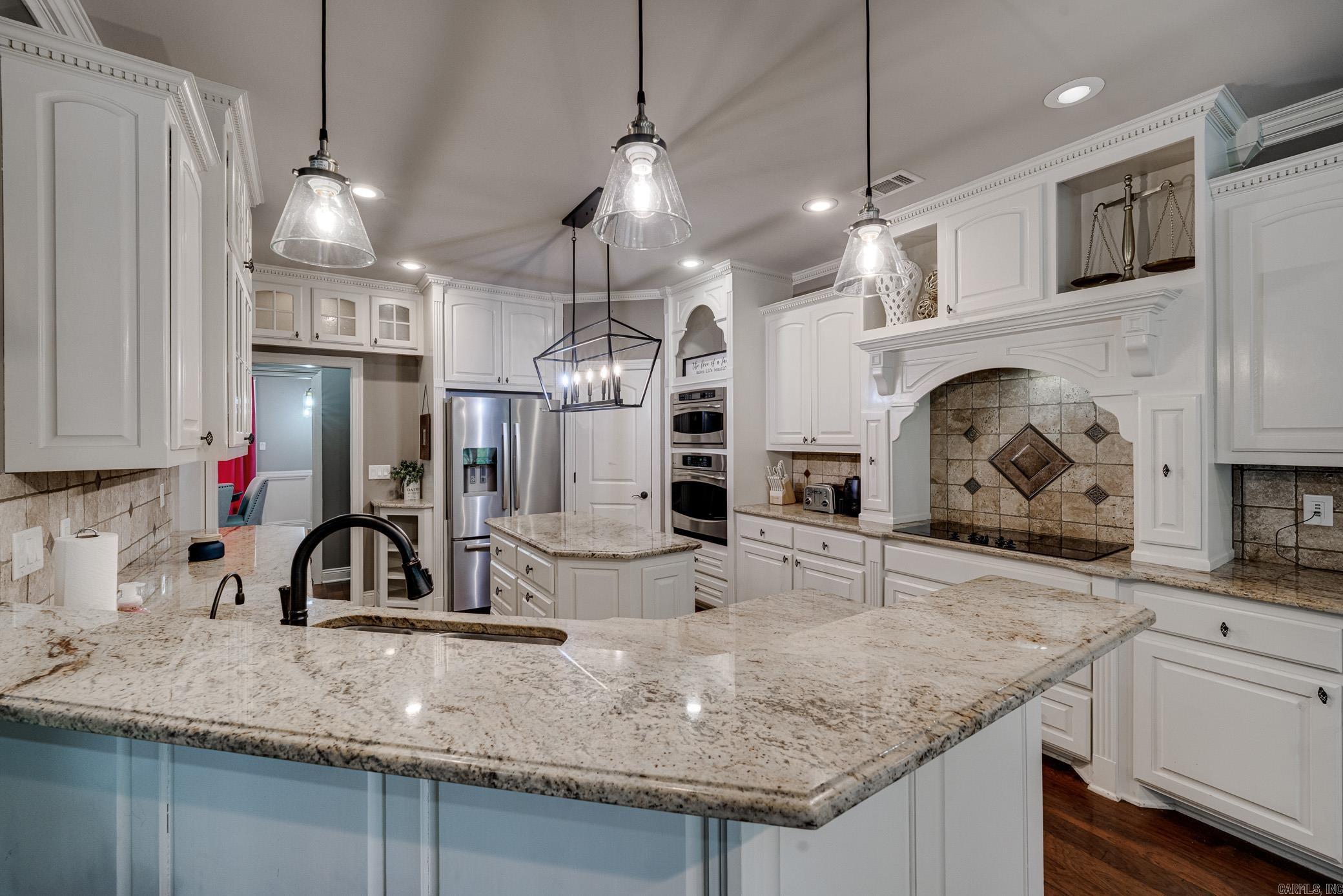 HURRICANE LAKE EST - Residential