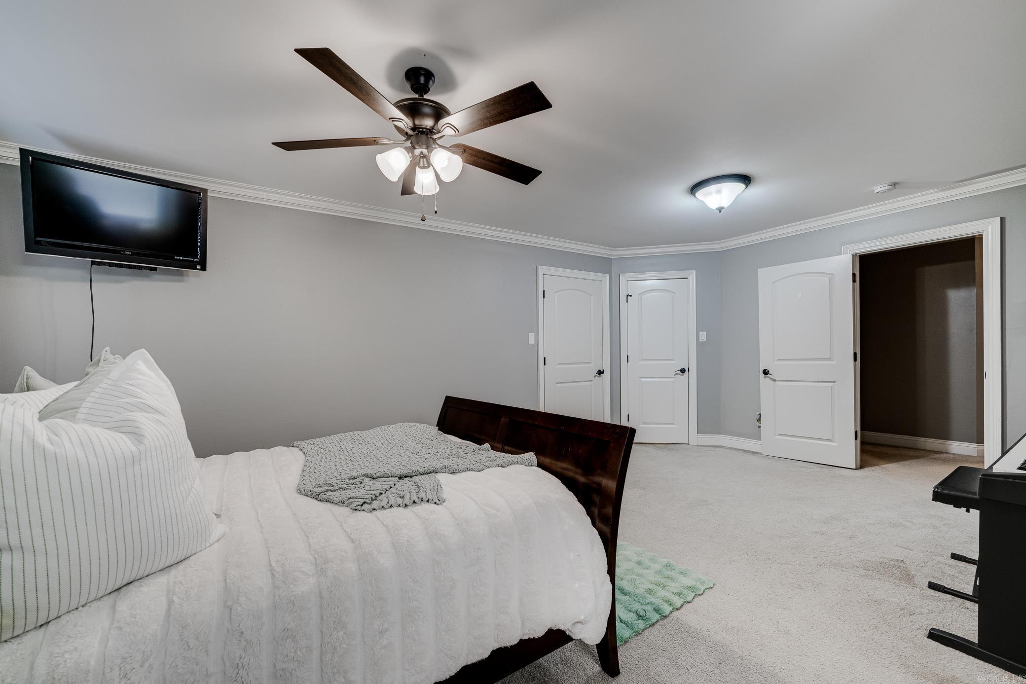 HURRICANE LAKE EST - Residential