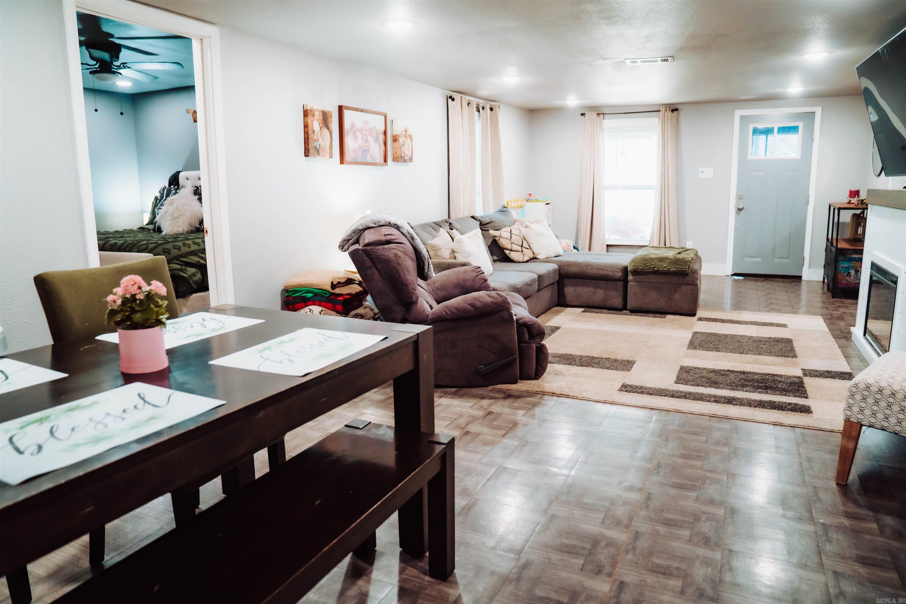 FOREST HEIGHTS - Residential