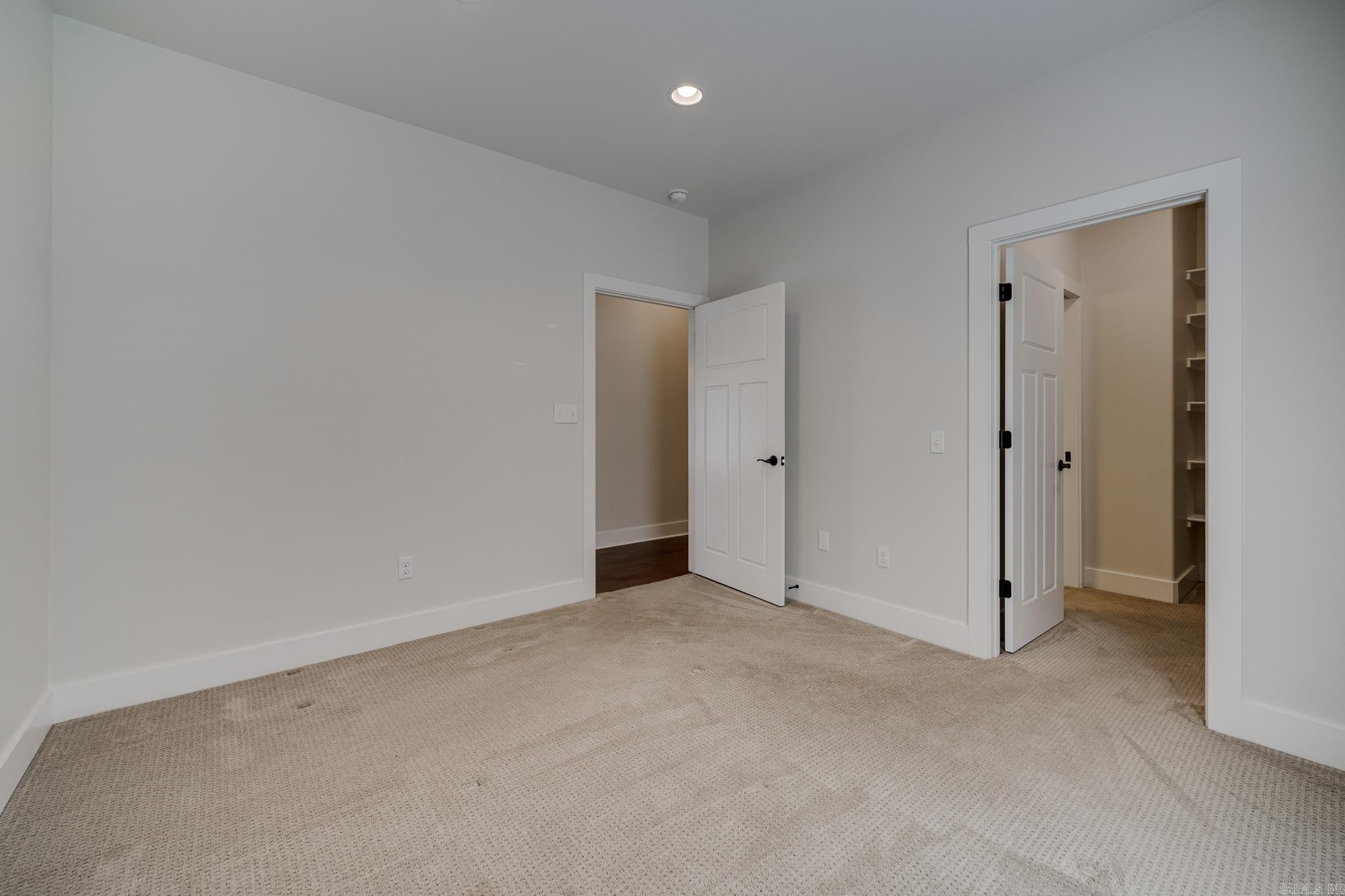 HOMES OF STONEBROOK COVE (THE) - Residential