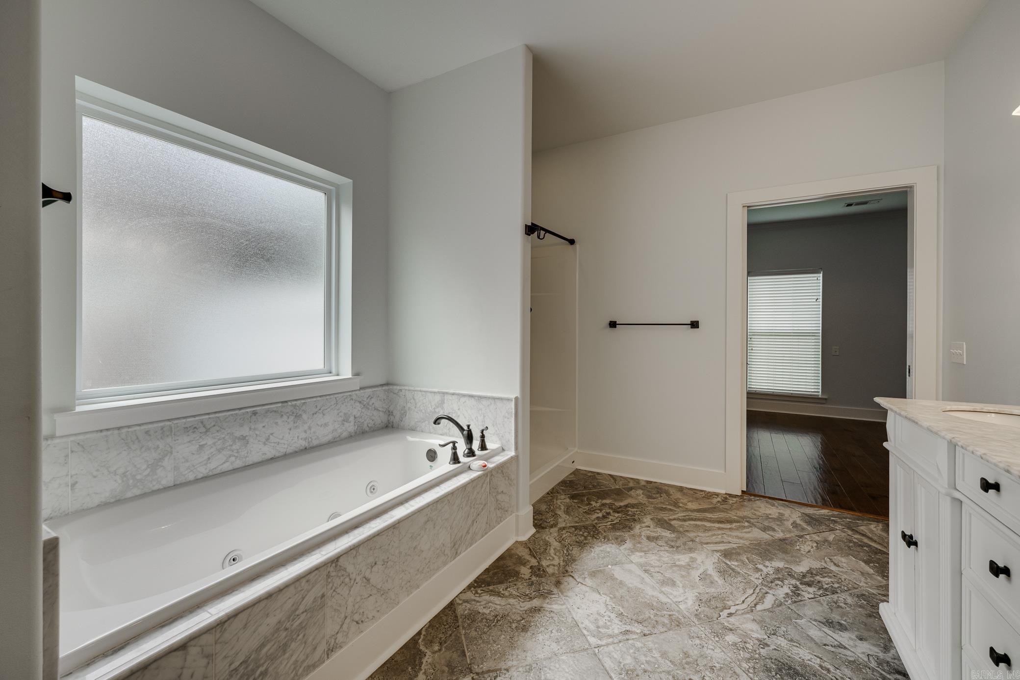 HOMES OF STONEBROOK COVE (THE) - Residential