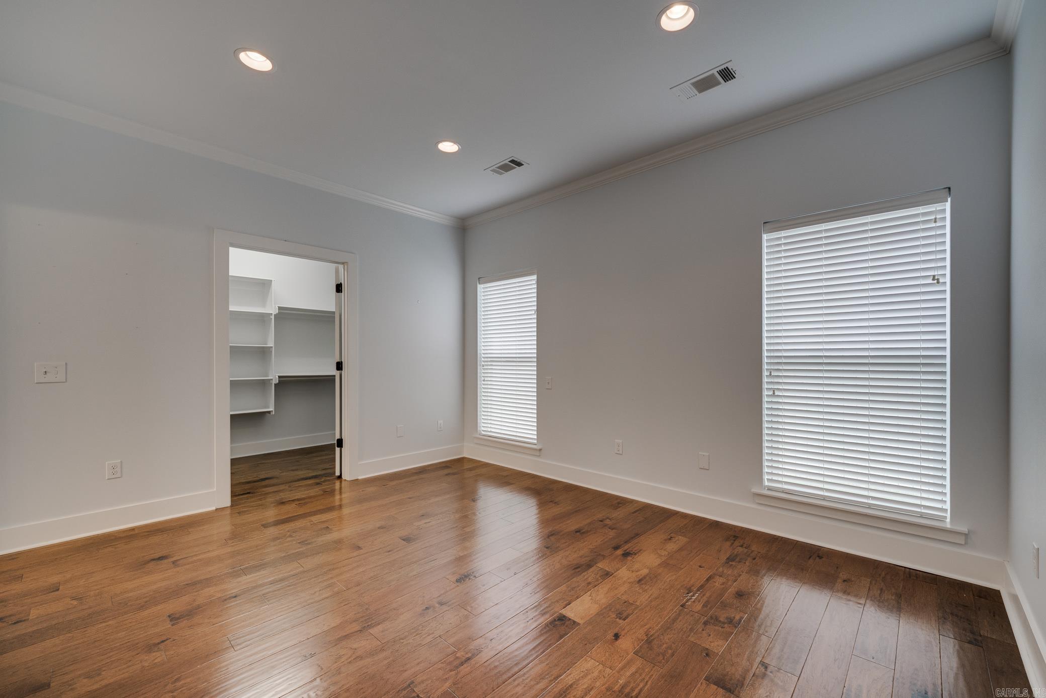 HOMES OF STONEBROOK COVE (THE) - Residential
