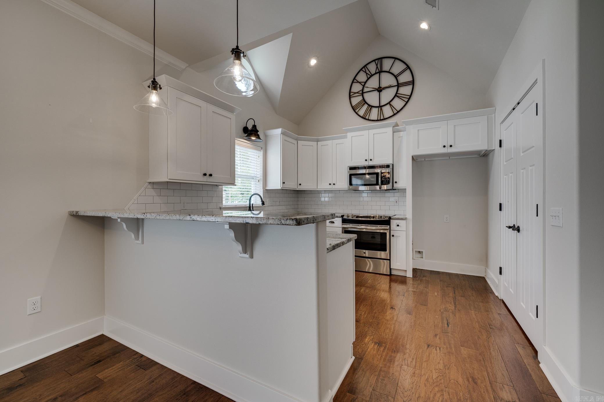 HOMES OF STONEBROOK COVE (THE) - Residential