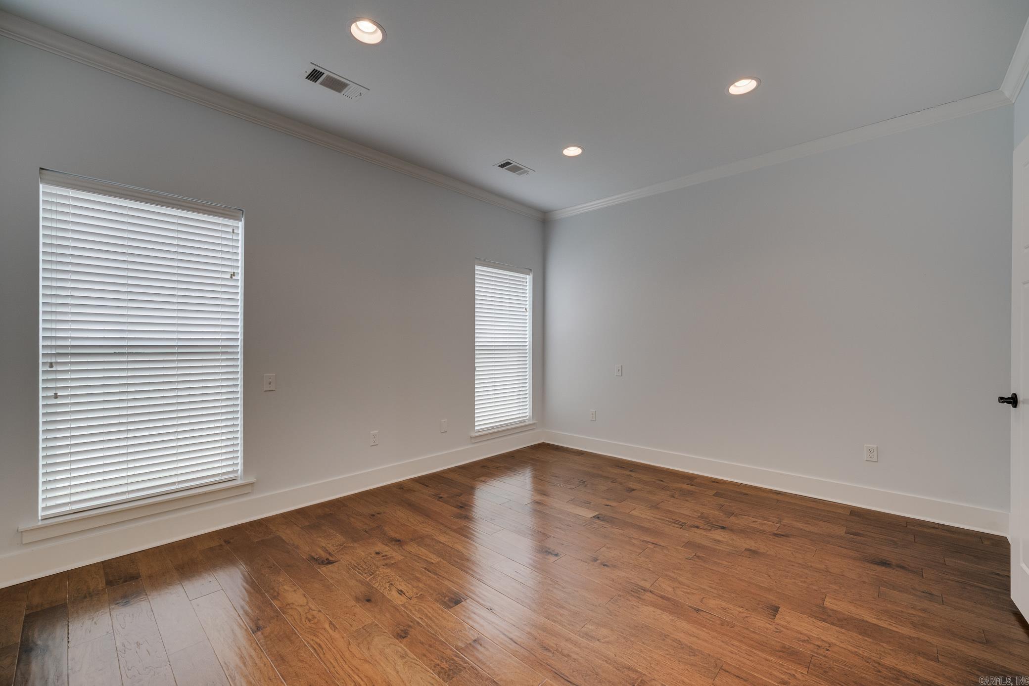 HOMES OF STONEBROOK COVE (THE) - Residential